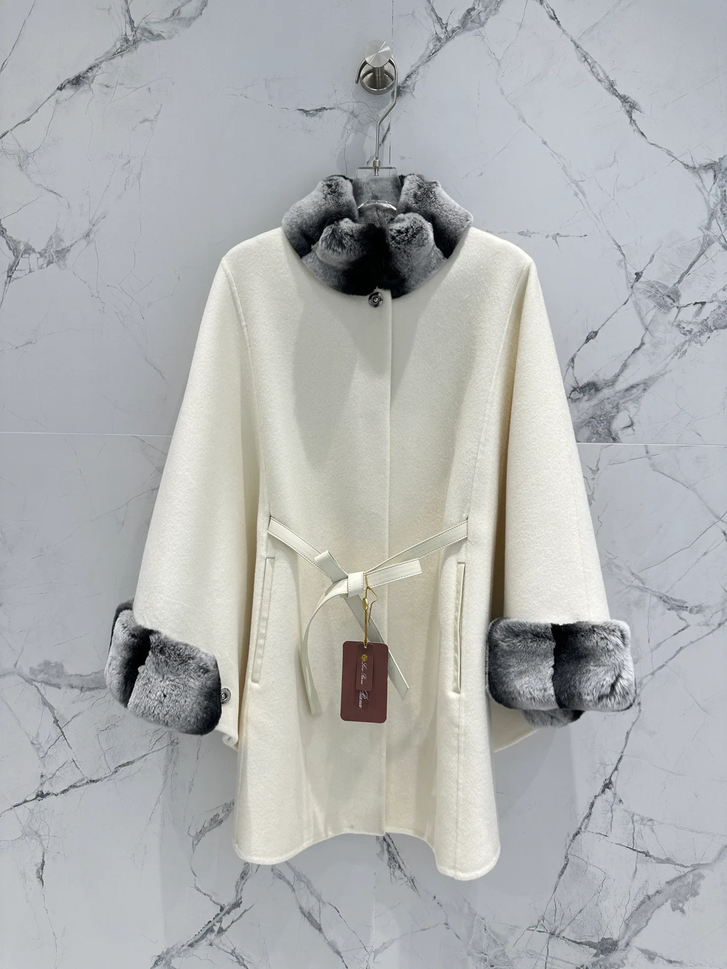 Пальто Женские Loro Piana 18513174