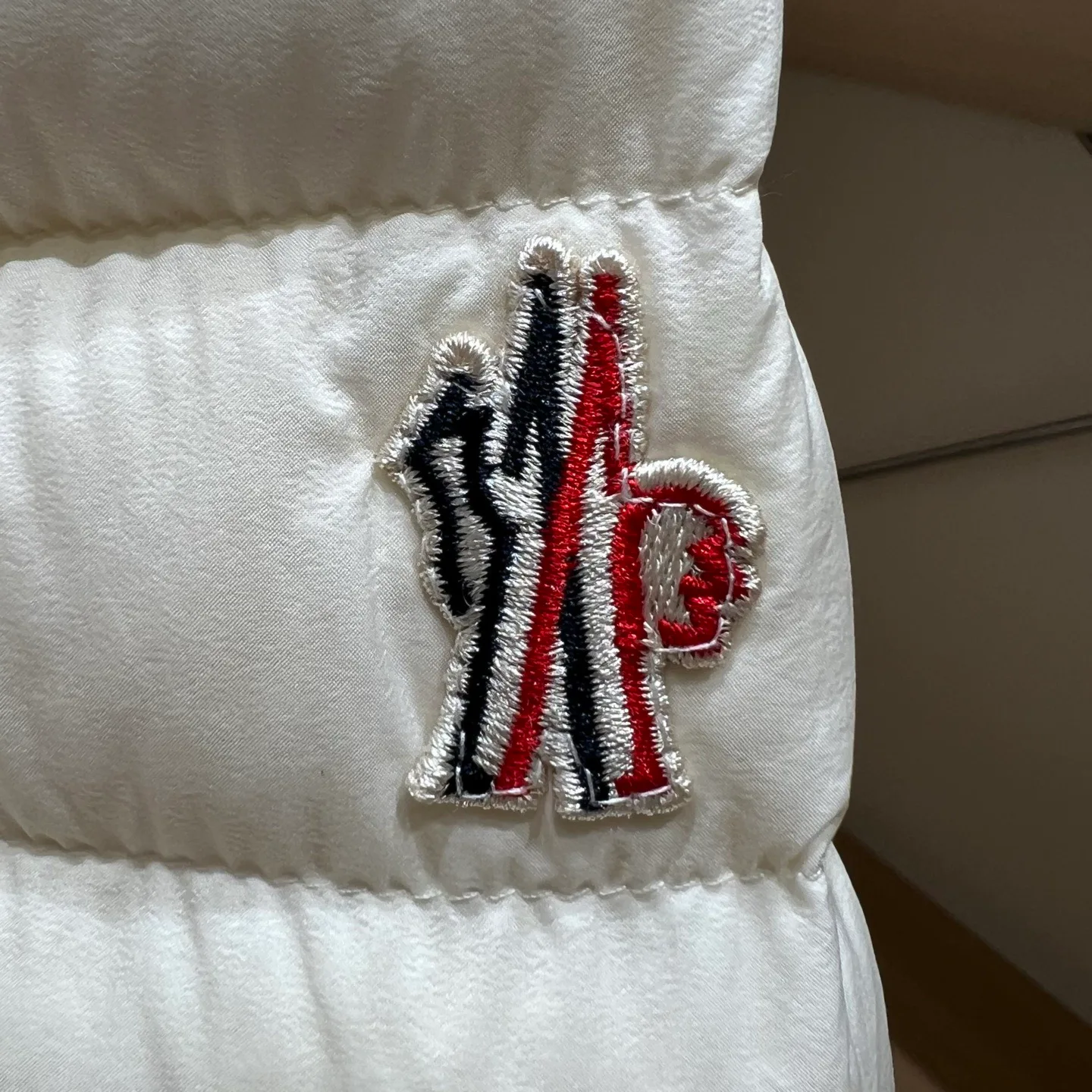 Куртки И Пуховики Женские Moncler 19653666