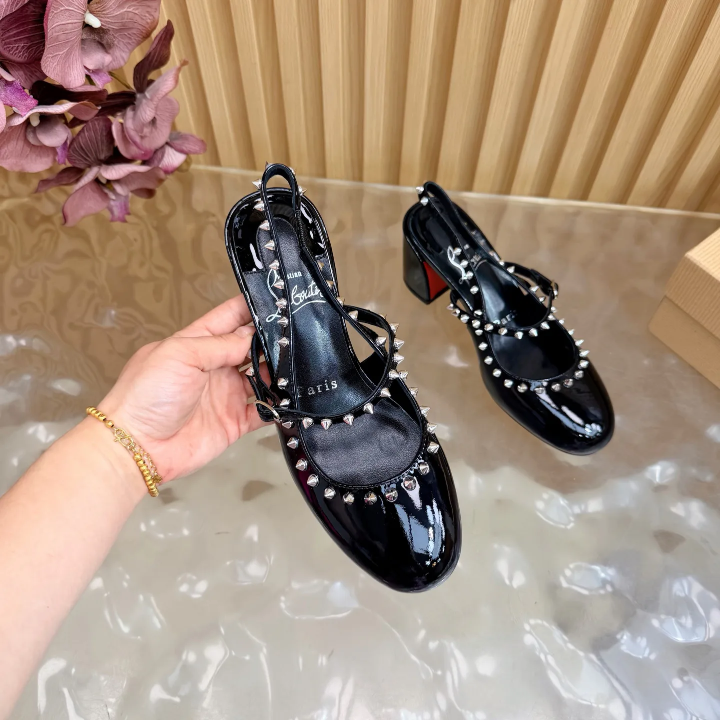 Туфли Женские Christian Louboutin 11776982
