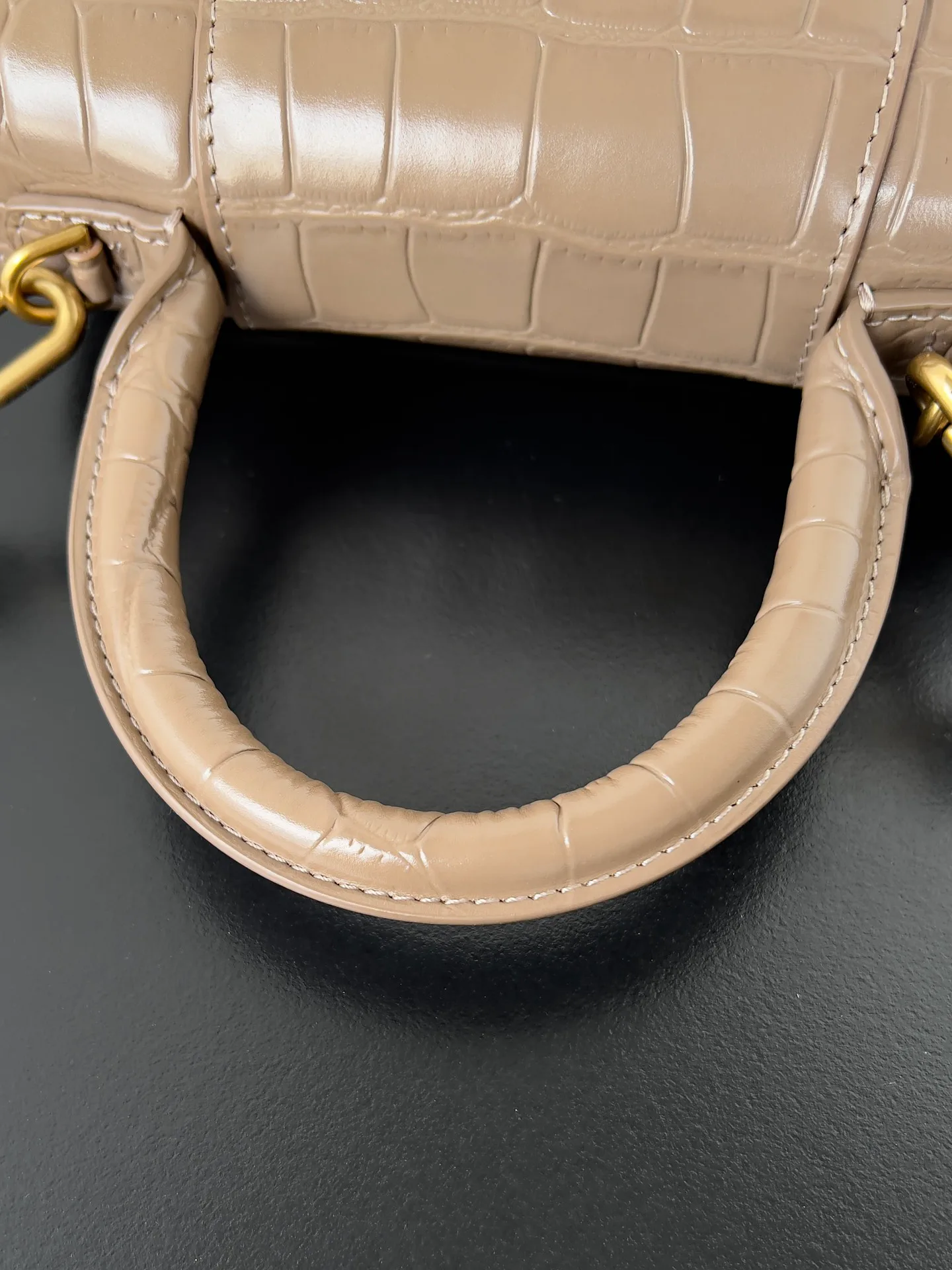 Сумки На Ремне Женские Balenciaga 368775