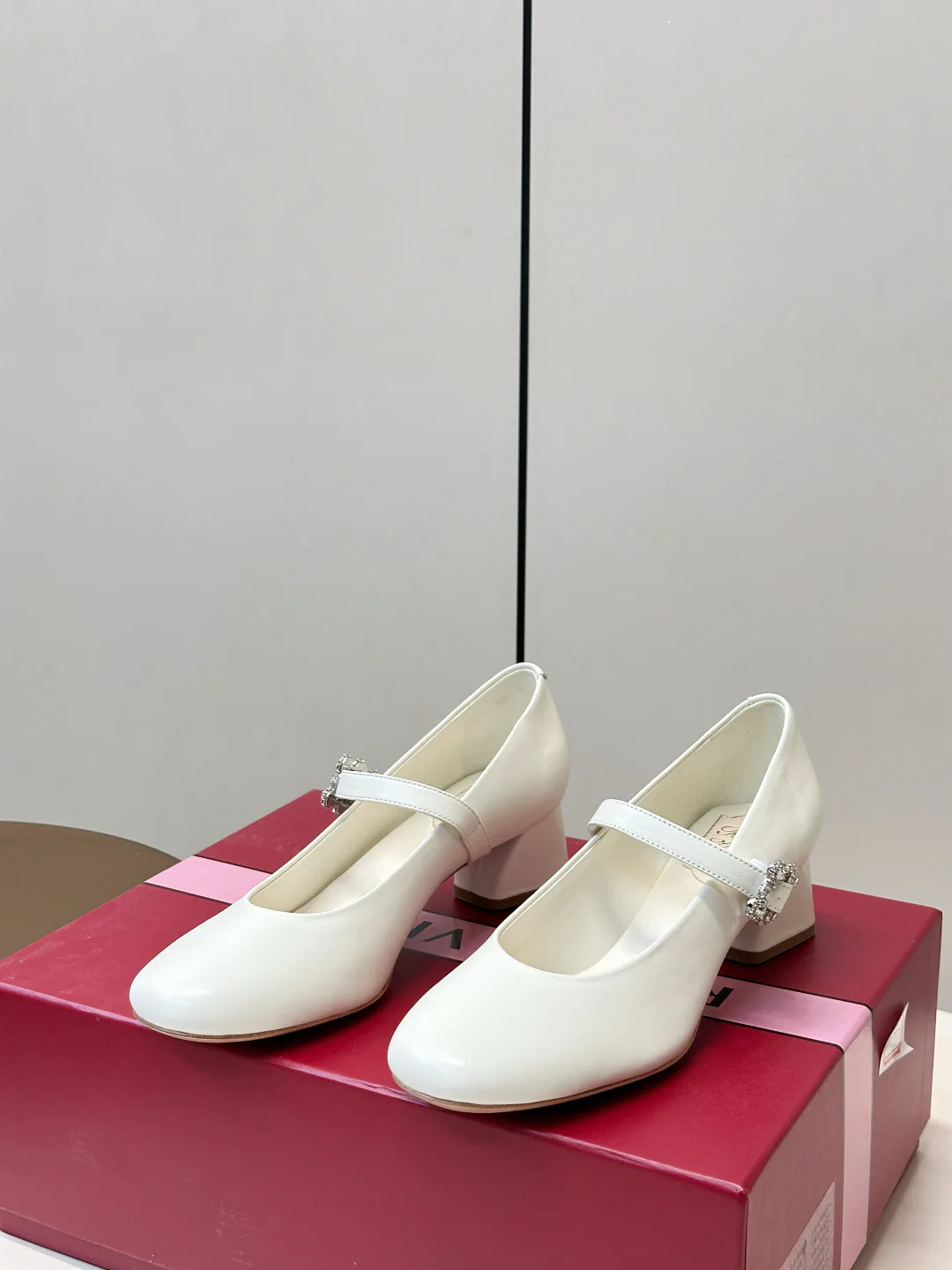 Туфли Женские Roger Vivier 18397611