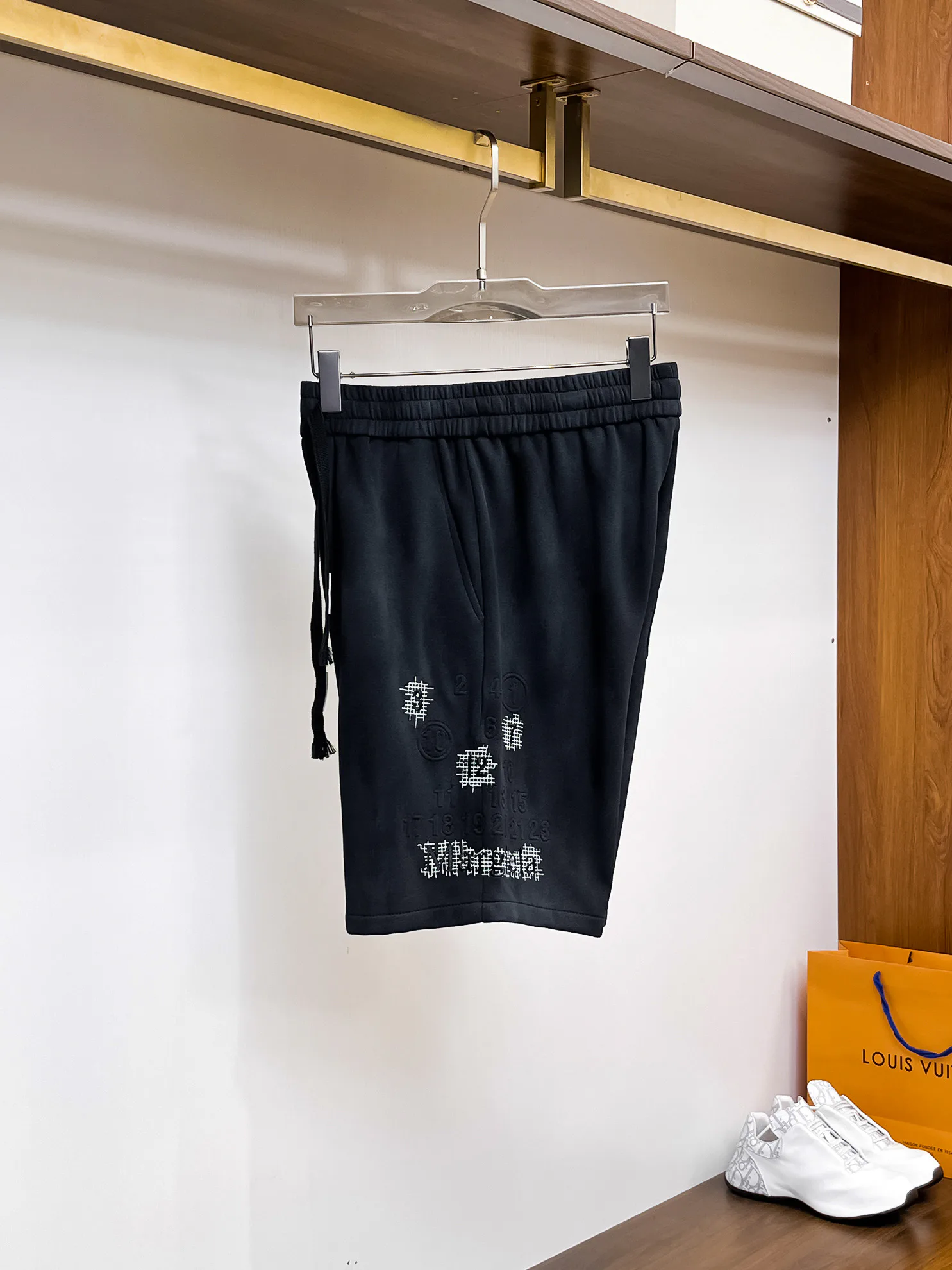 Шорты Мужские Maison Margiela 13417623