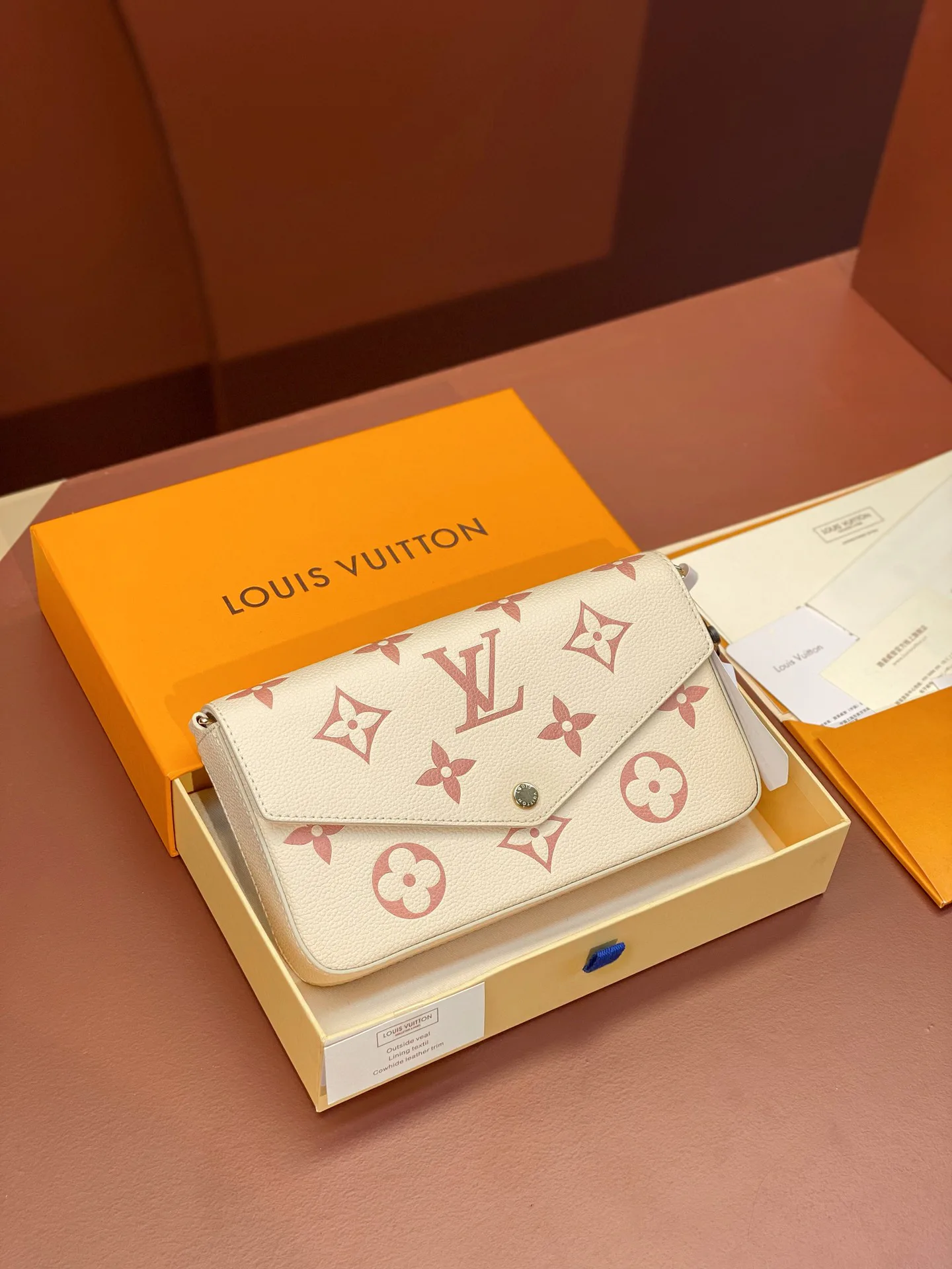 Сумки На Ремне Женские Louis Vuitton 151147