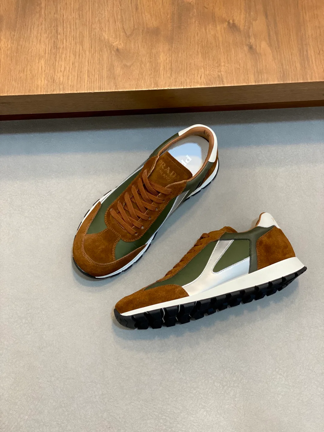 Кроссовки Мужские Prada 270112