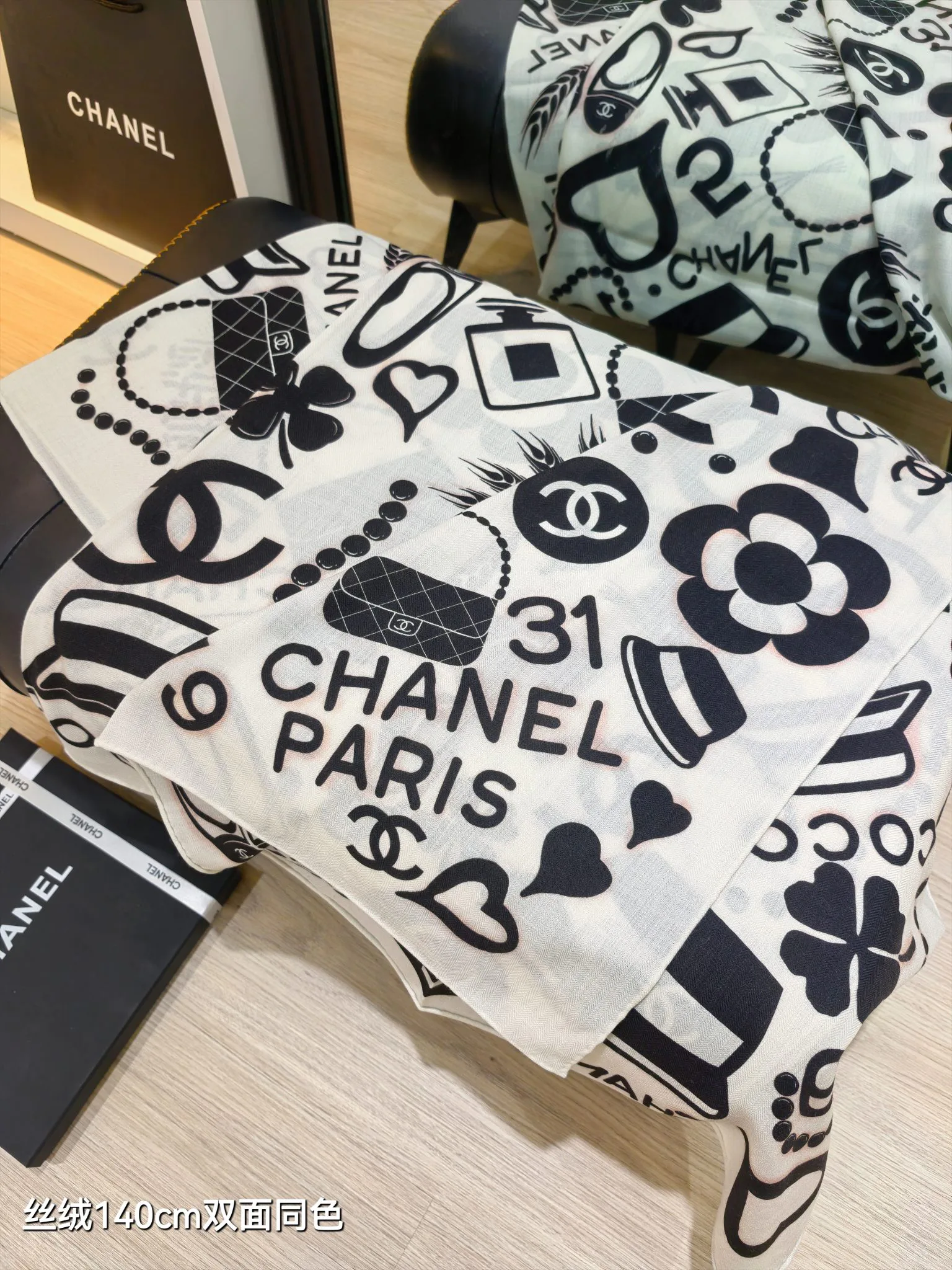 Шарфы Chanel 11362374