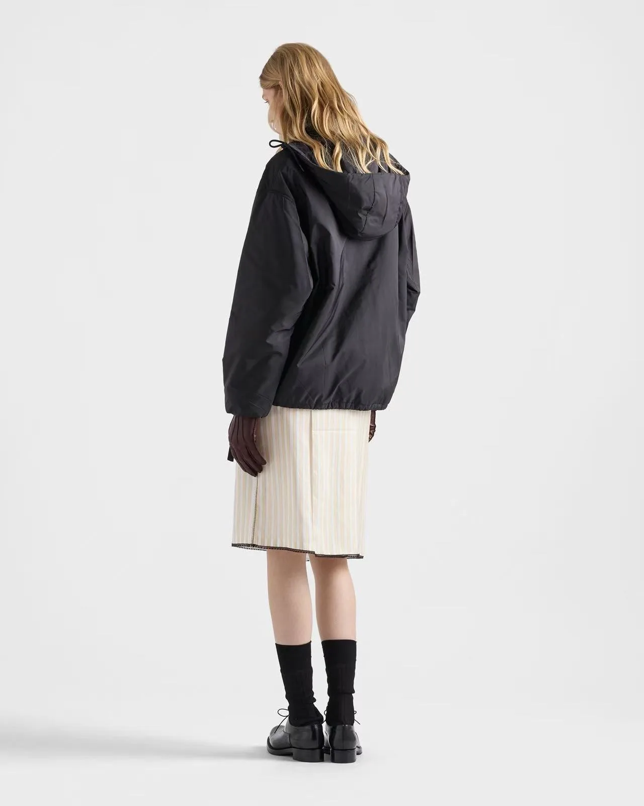 Куртки И Пуховики Женские Prada 18108873