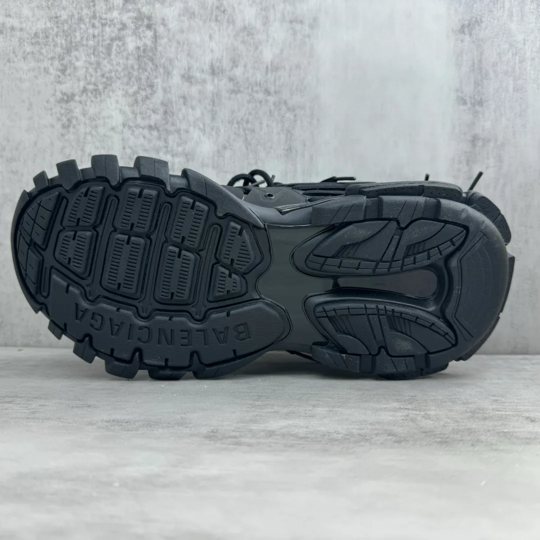 Кроссовки Женские Balenciaga 11705466