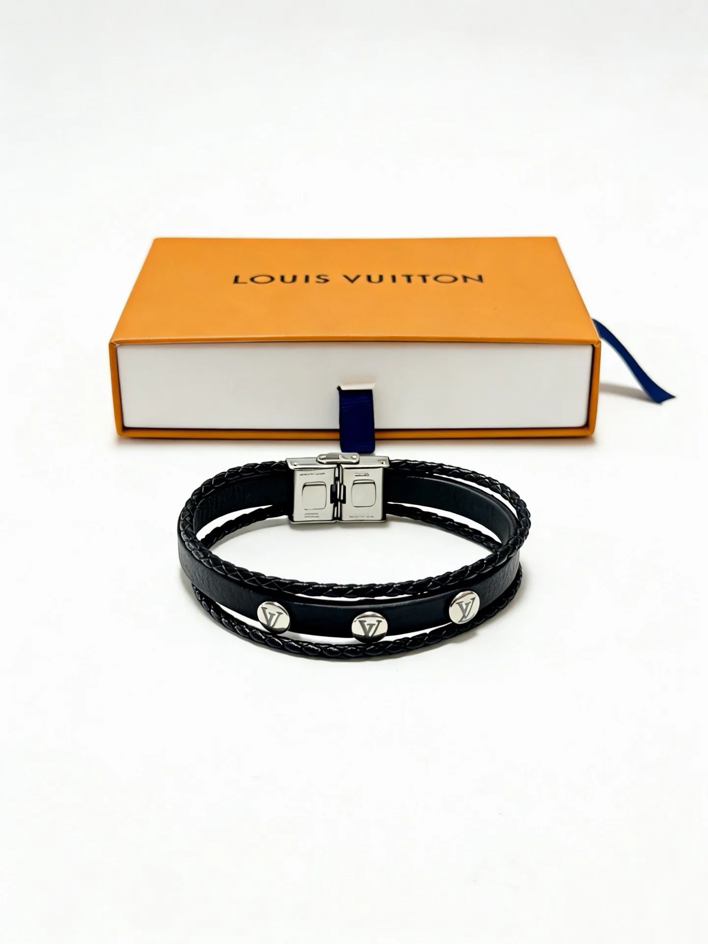 Бижутерия Louis Vuitton 17801816
