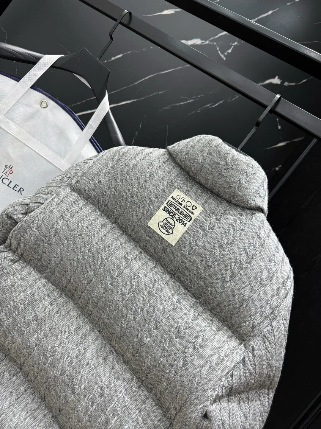 Куртки И Пуховики Мужские Moncler 1211855