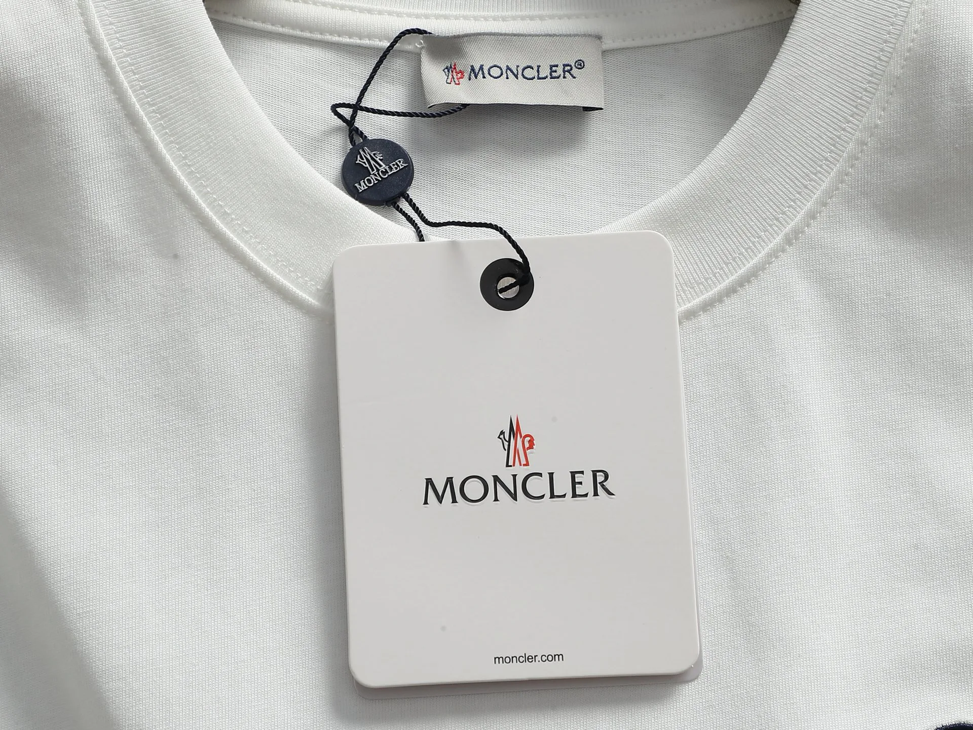 Футболки Женские Moncler 1617508