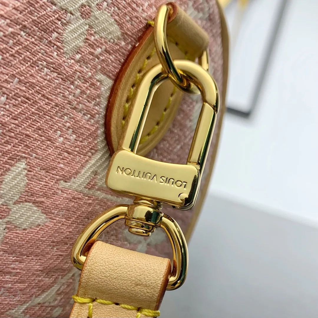 Сумки На Ремне Женские Louis Vuitton 11182249