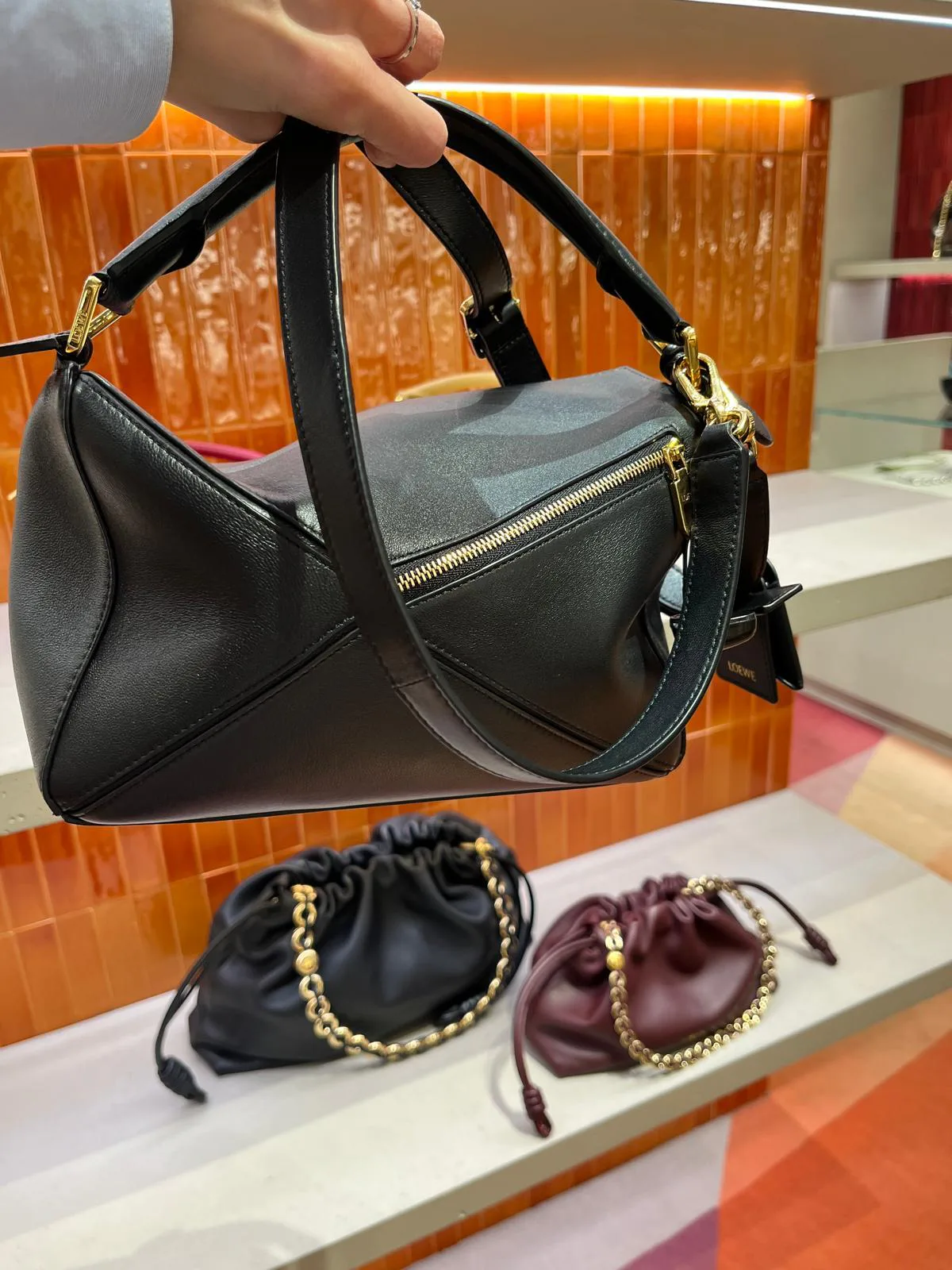 Классические Сумки Женские Loewe 11837634