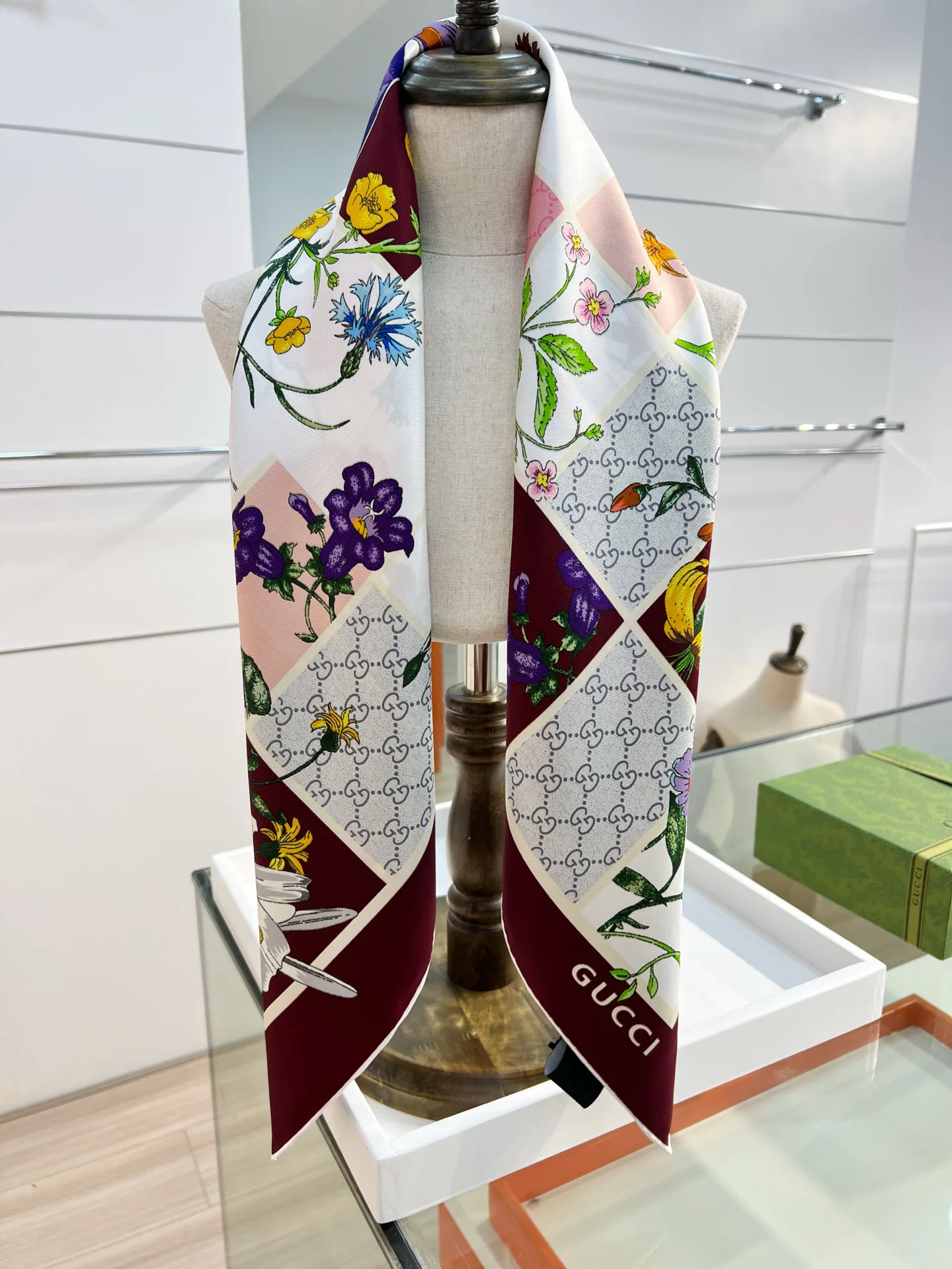 Платки Gucci 11256486