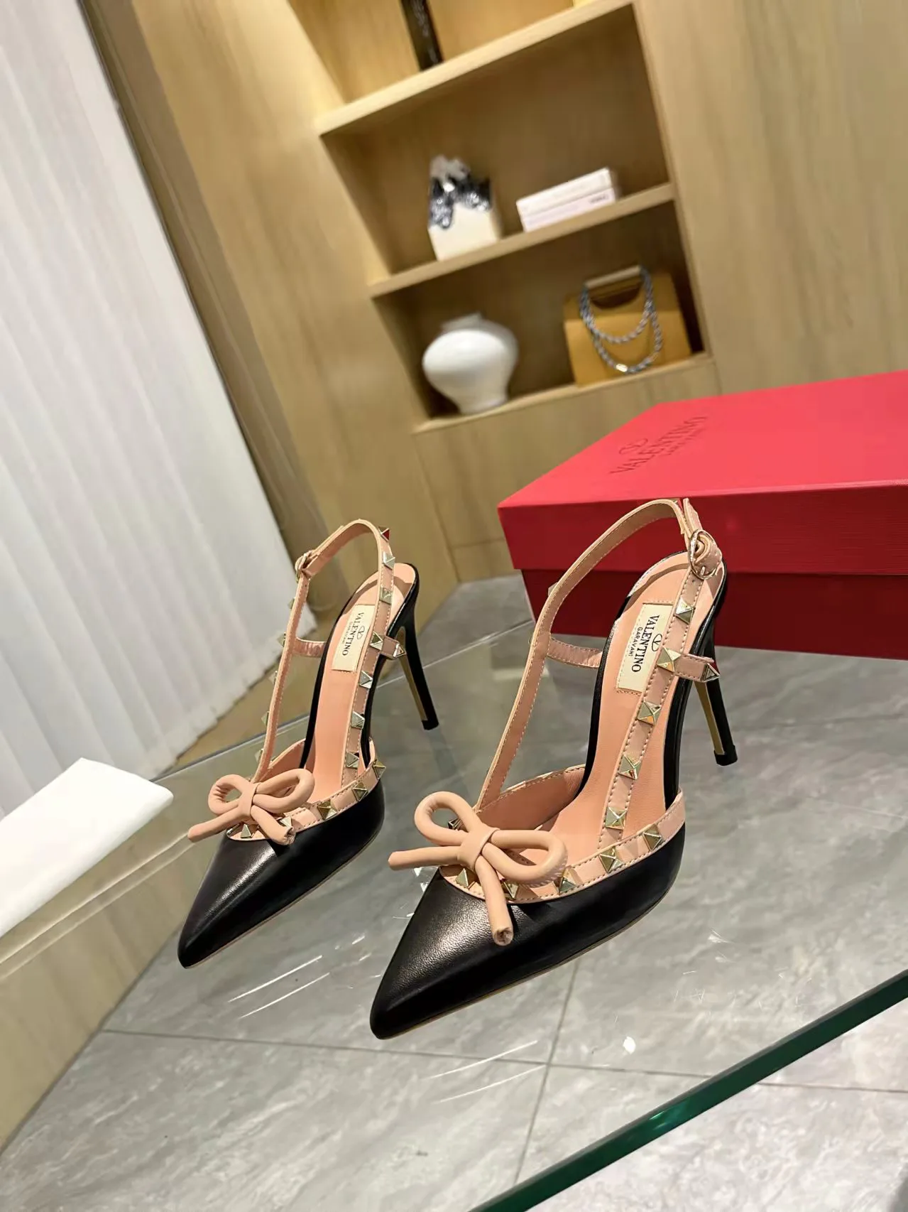 Босоножки Женские Valentino 11602176