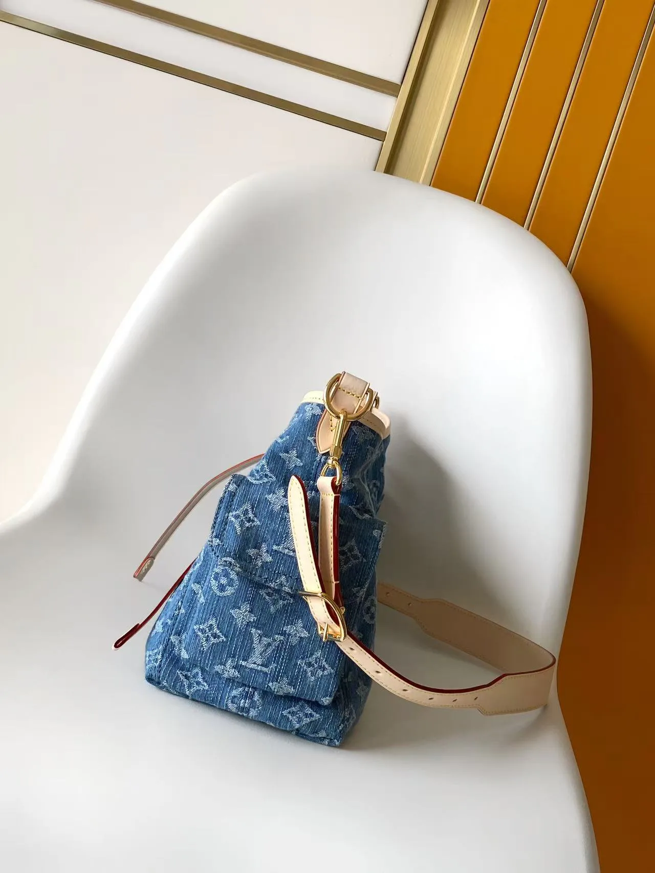 Сумки На Ремне Женские Louis Vuitton 13435268