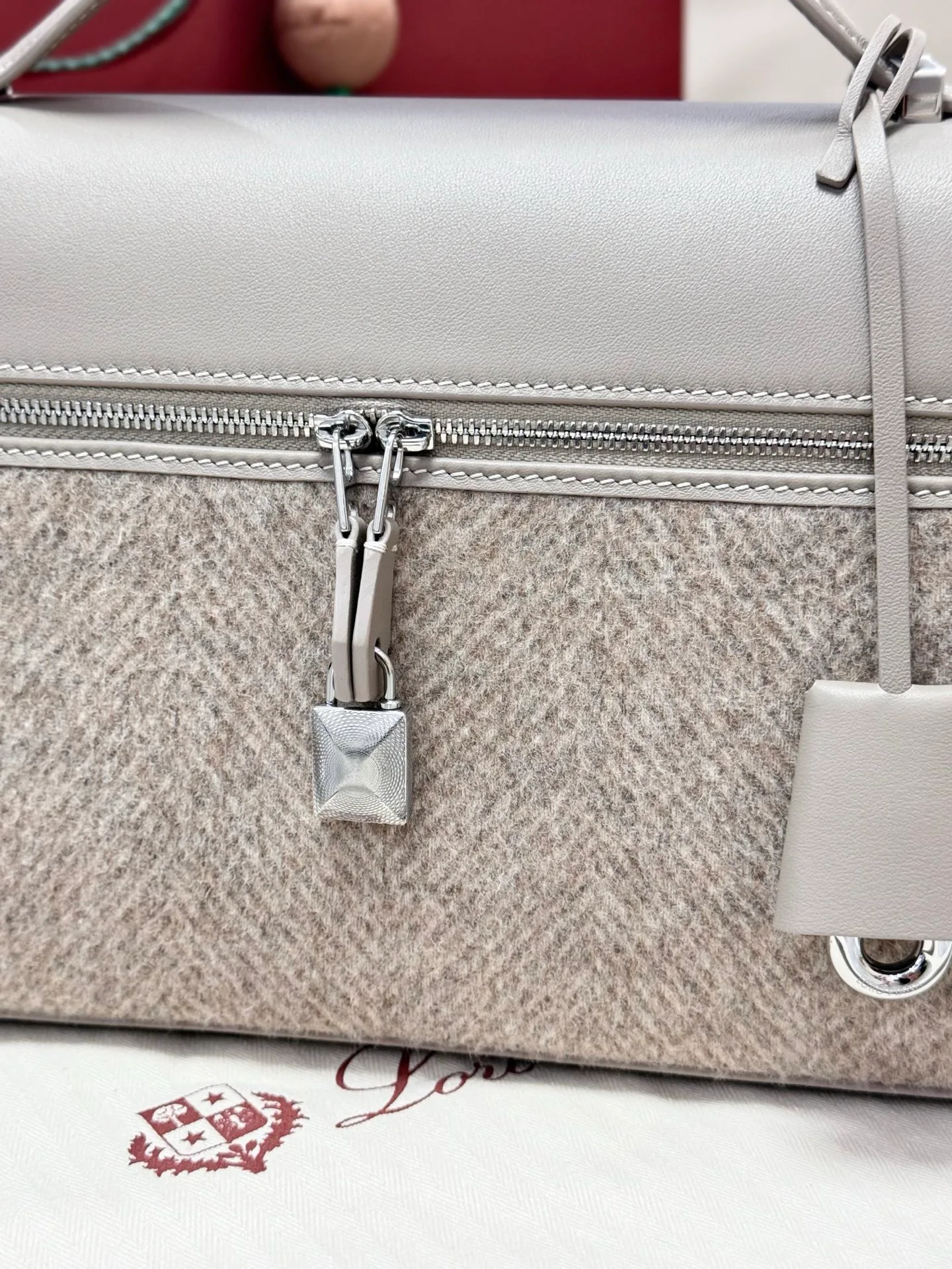 Классические Сумки Женские Loro Piana 17565042