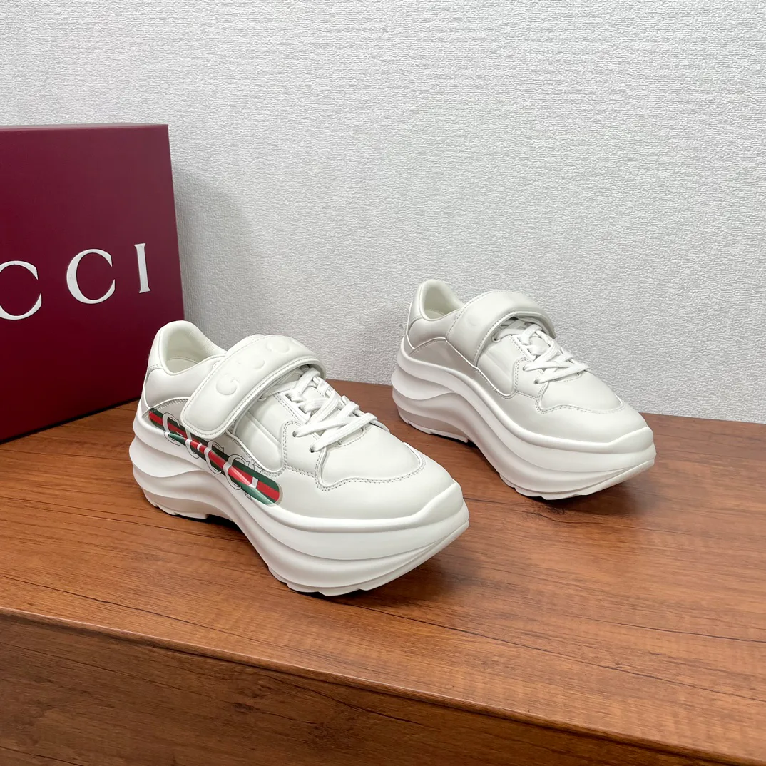 Кроссовки Женские Gucci 573277