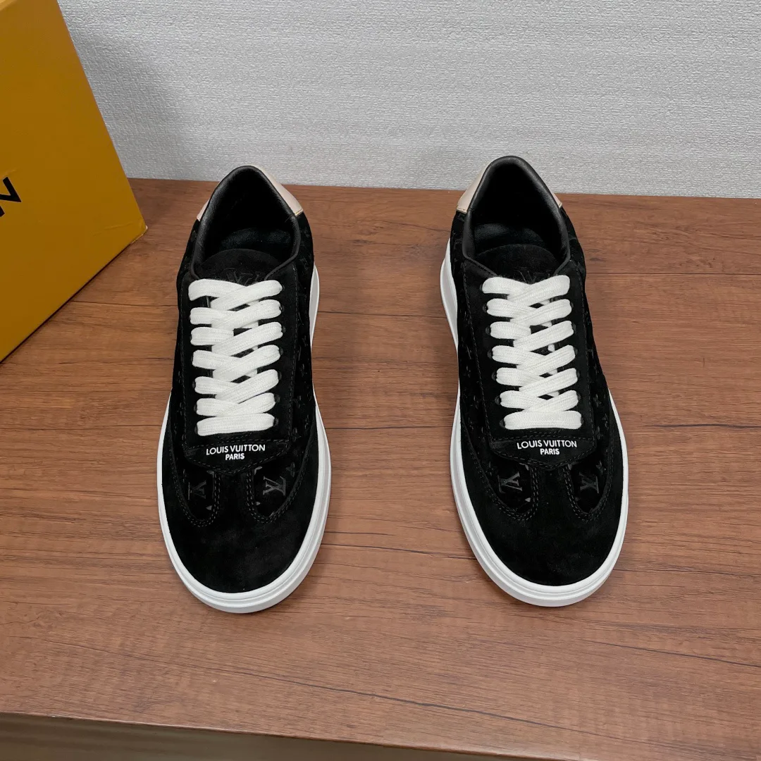 Кроссовки Мужские Louis Vuitton 17542455