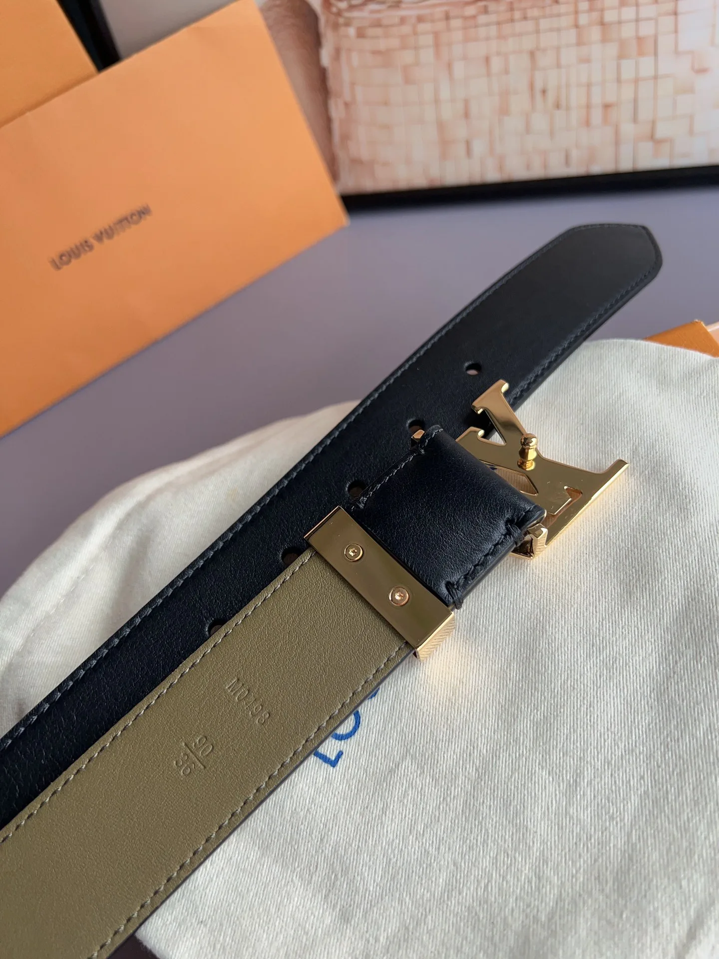 Поясные Сумки Женские Louis Vuitton 12569344