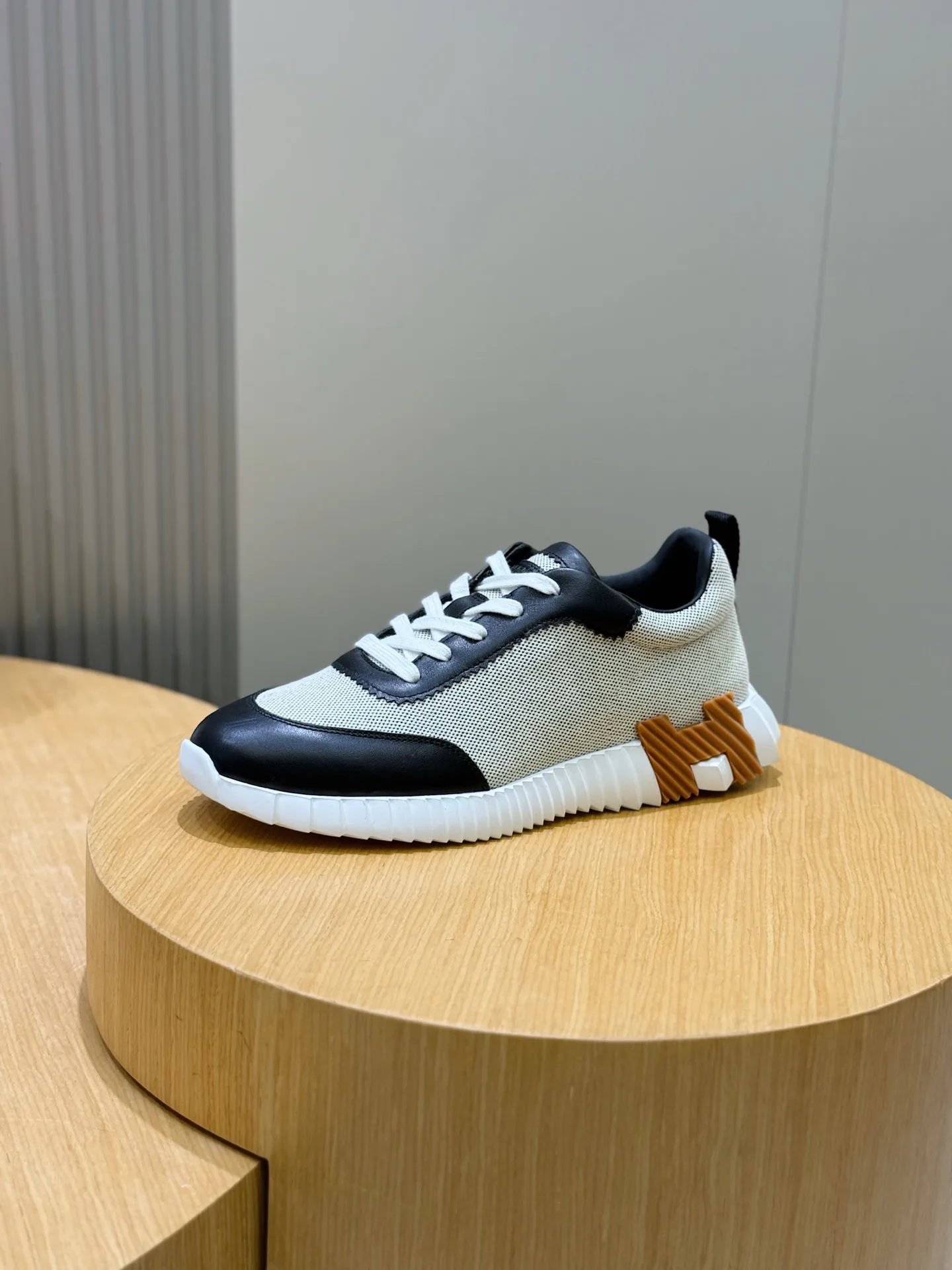 Кроссовки Мужские Hermes 13164671