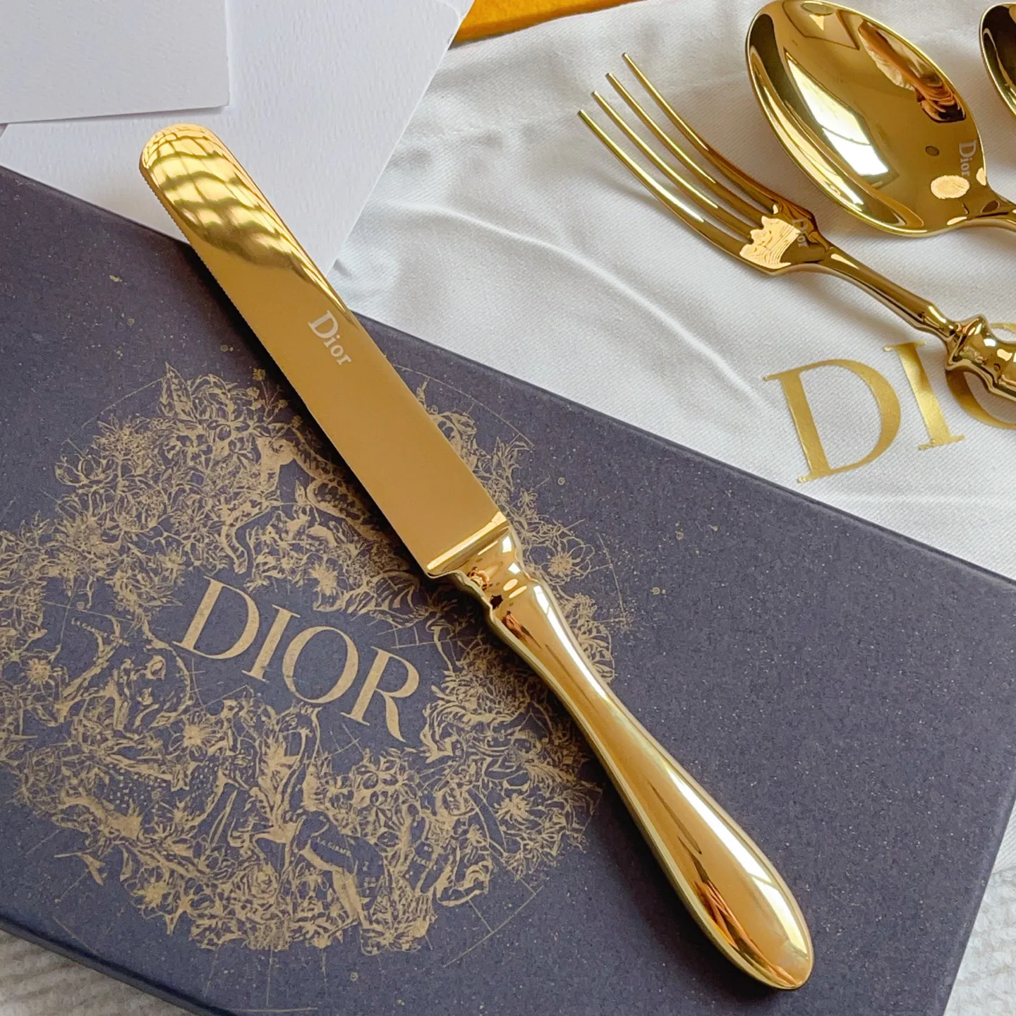 Посуда Christian Dior 18081168
