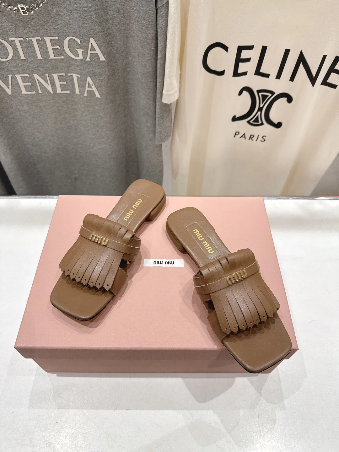 Шлепанцы Женские Miu Miu 1842304