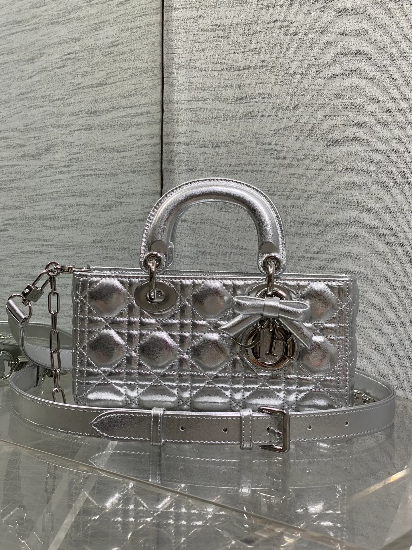 Классические Сумки Женские Christian Dior 17601493