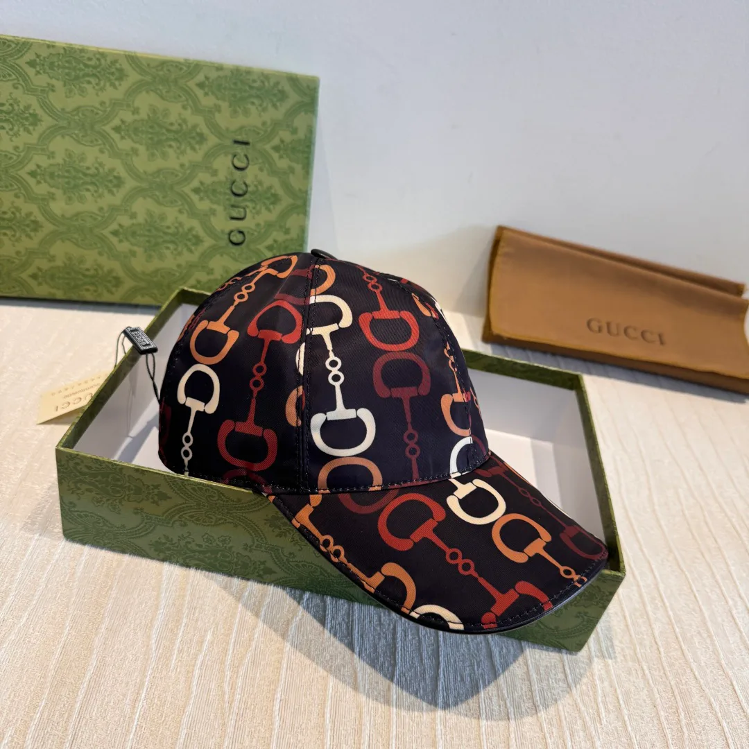 Головные Уборы Gucci 18105281