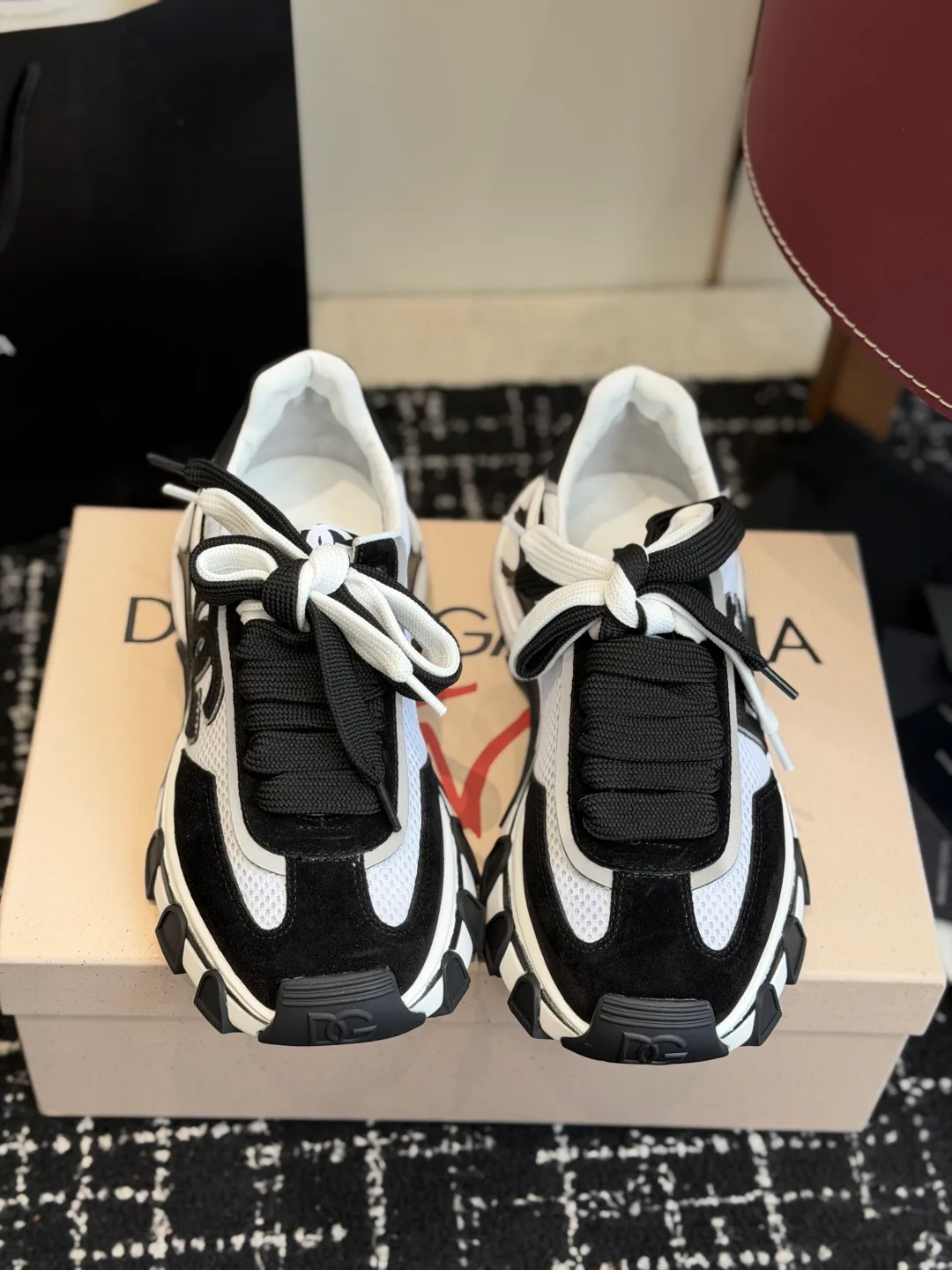 Кроссовки Женские Dolce & Gabbana 16932223