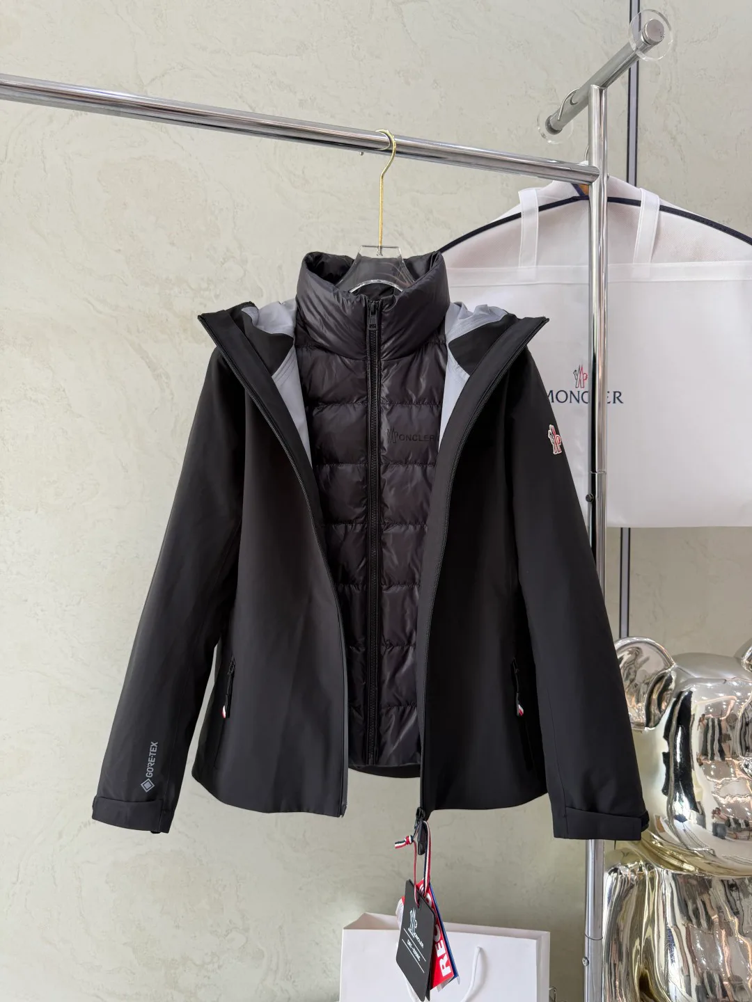 Куртки И Пуховики Женские Moncler 18043544