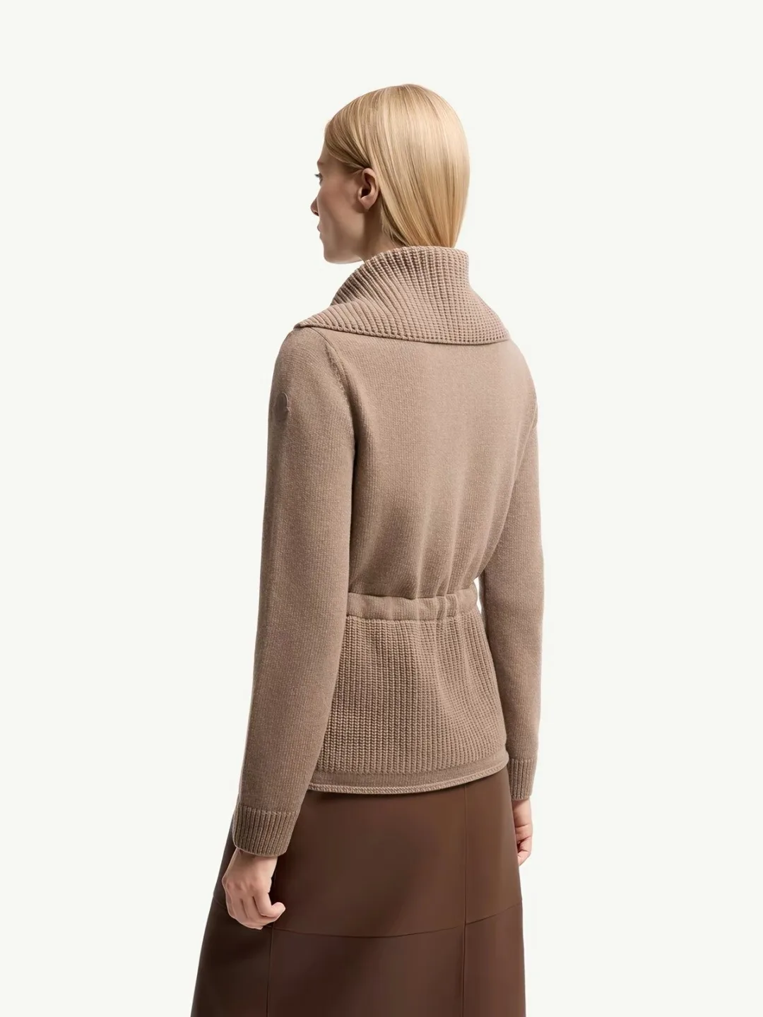 Куртки И Пуховики Женские Moncler 18248293