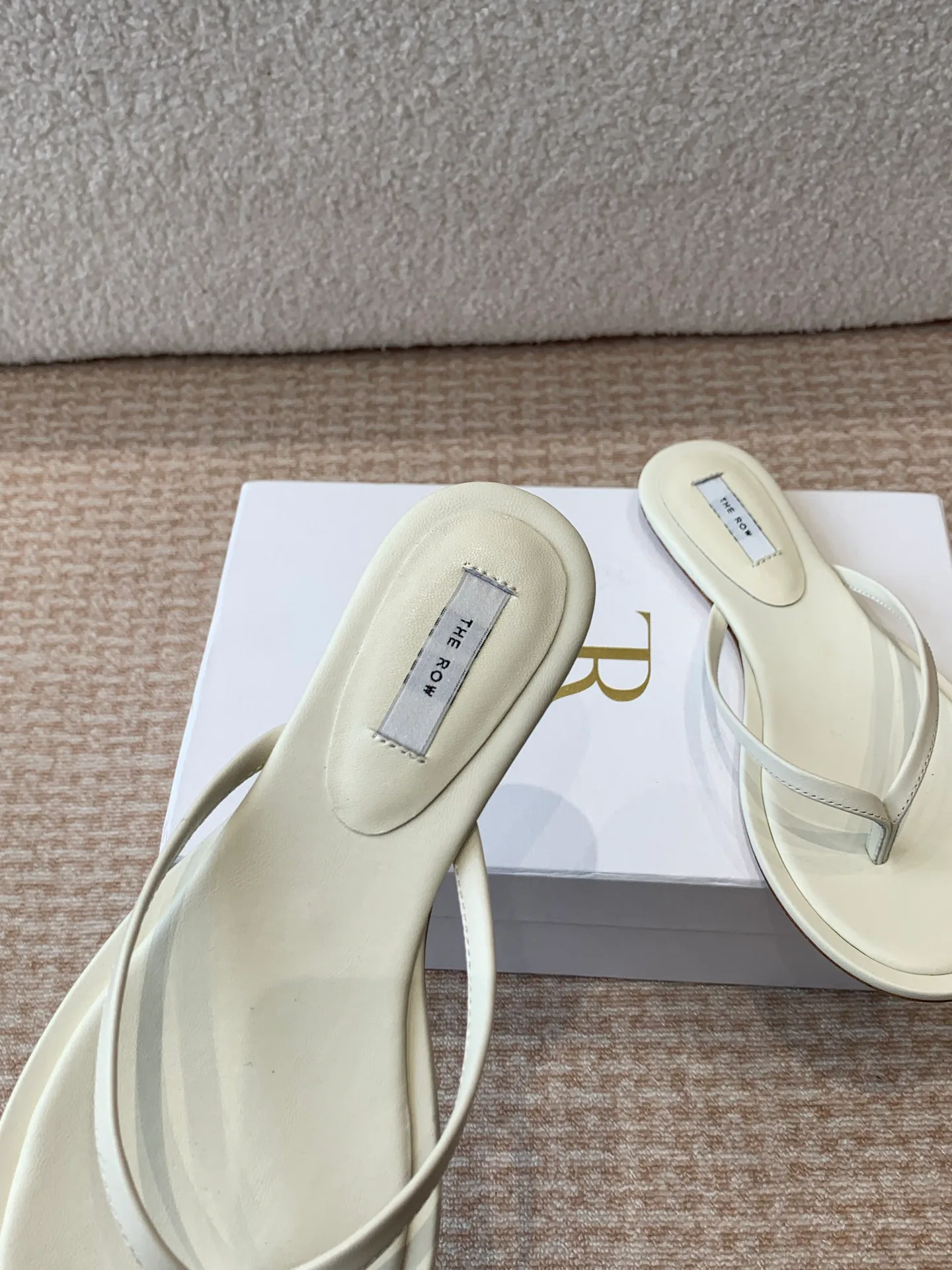 Шлепанцы Женские The Row 20981