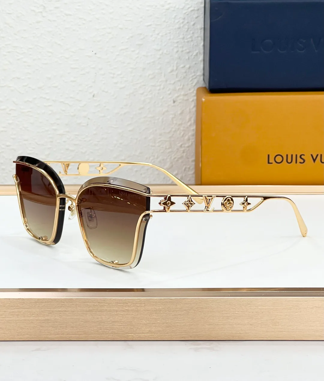 Очки Louis Vuitton 13434183