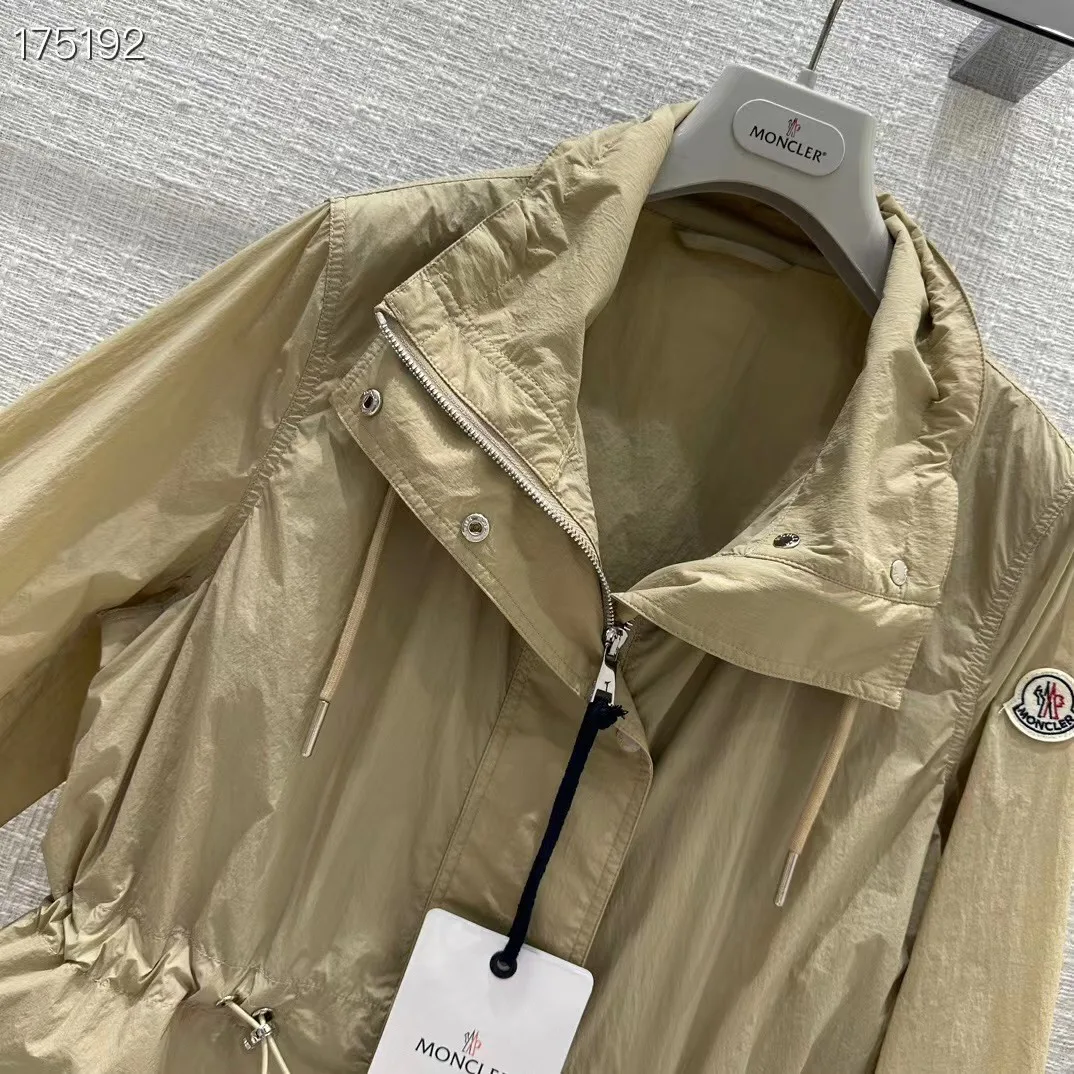 Куртки И Пуховики Женские Moncler 11624076