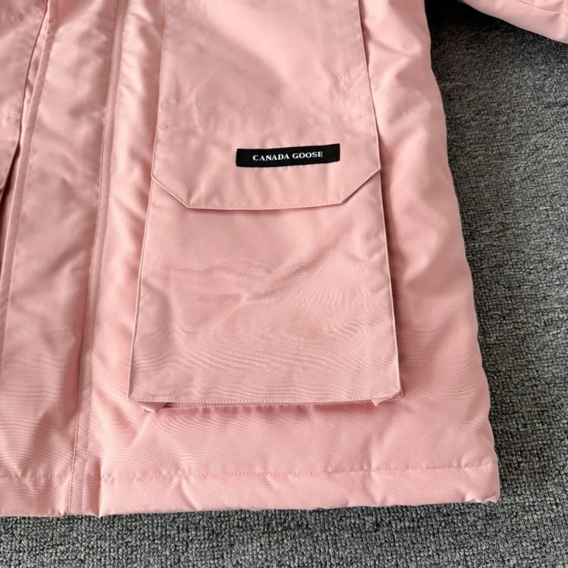Куртки И Пуховики Женские Canada Goose 18722845