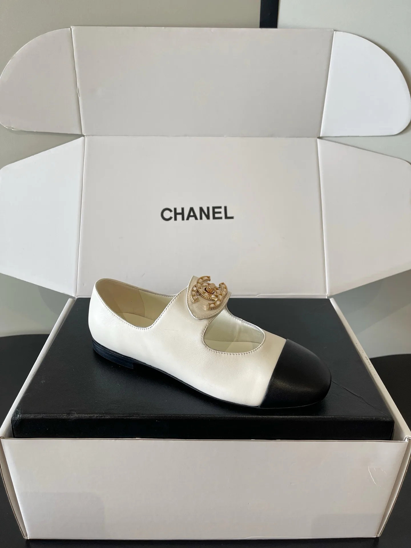 Туфли Женские Chanel 18234970