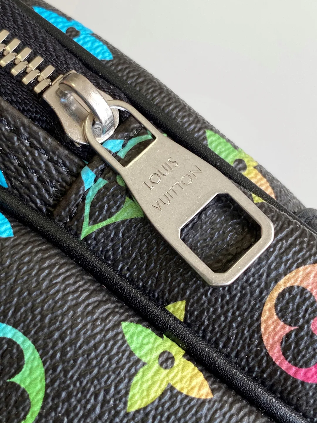 Сумки На Ремне Женские Louis Vuitton 11185389