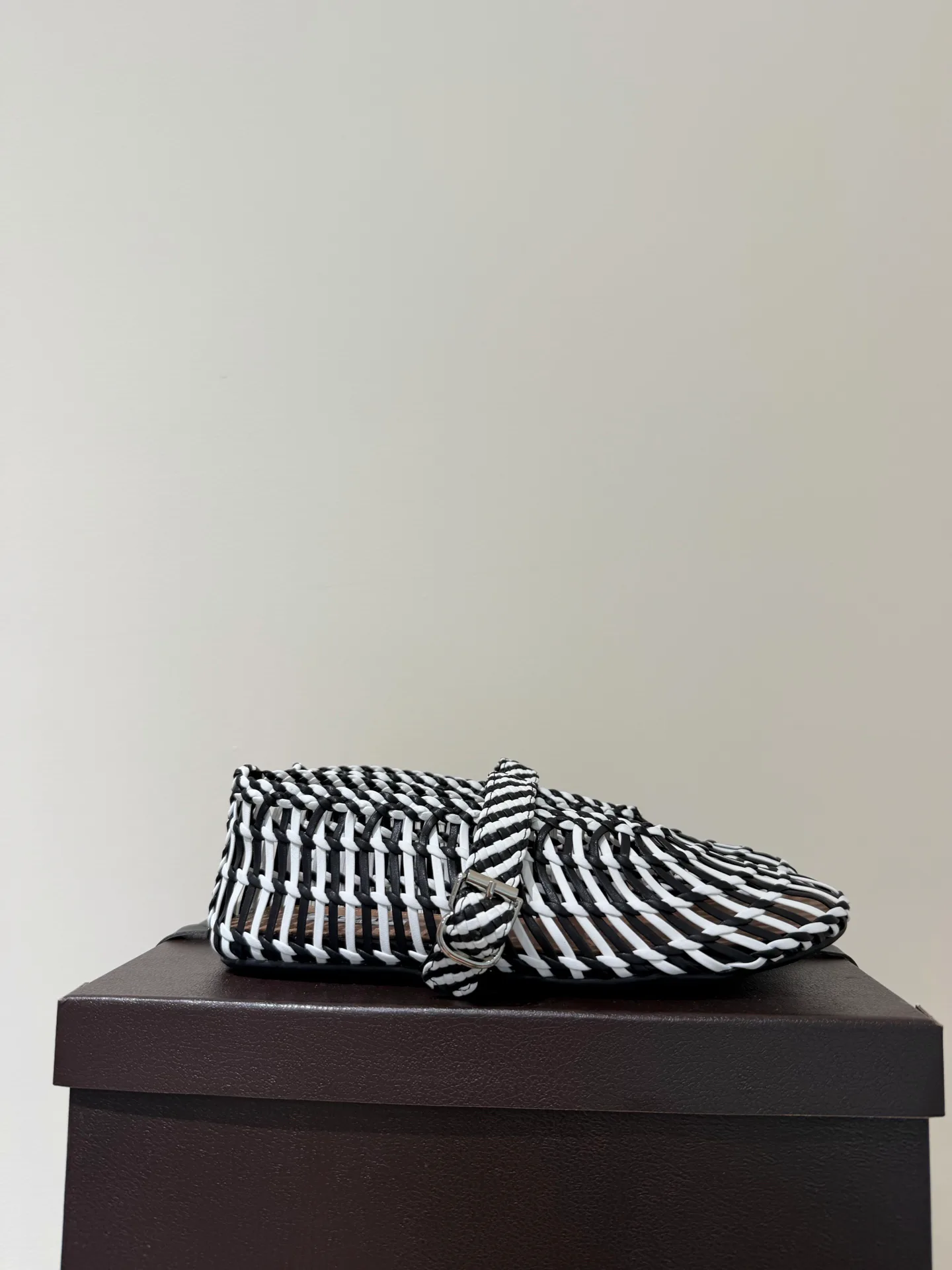 Балетки Женские Alaia 17368750