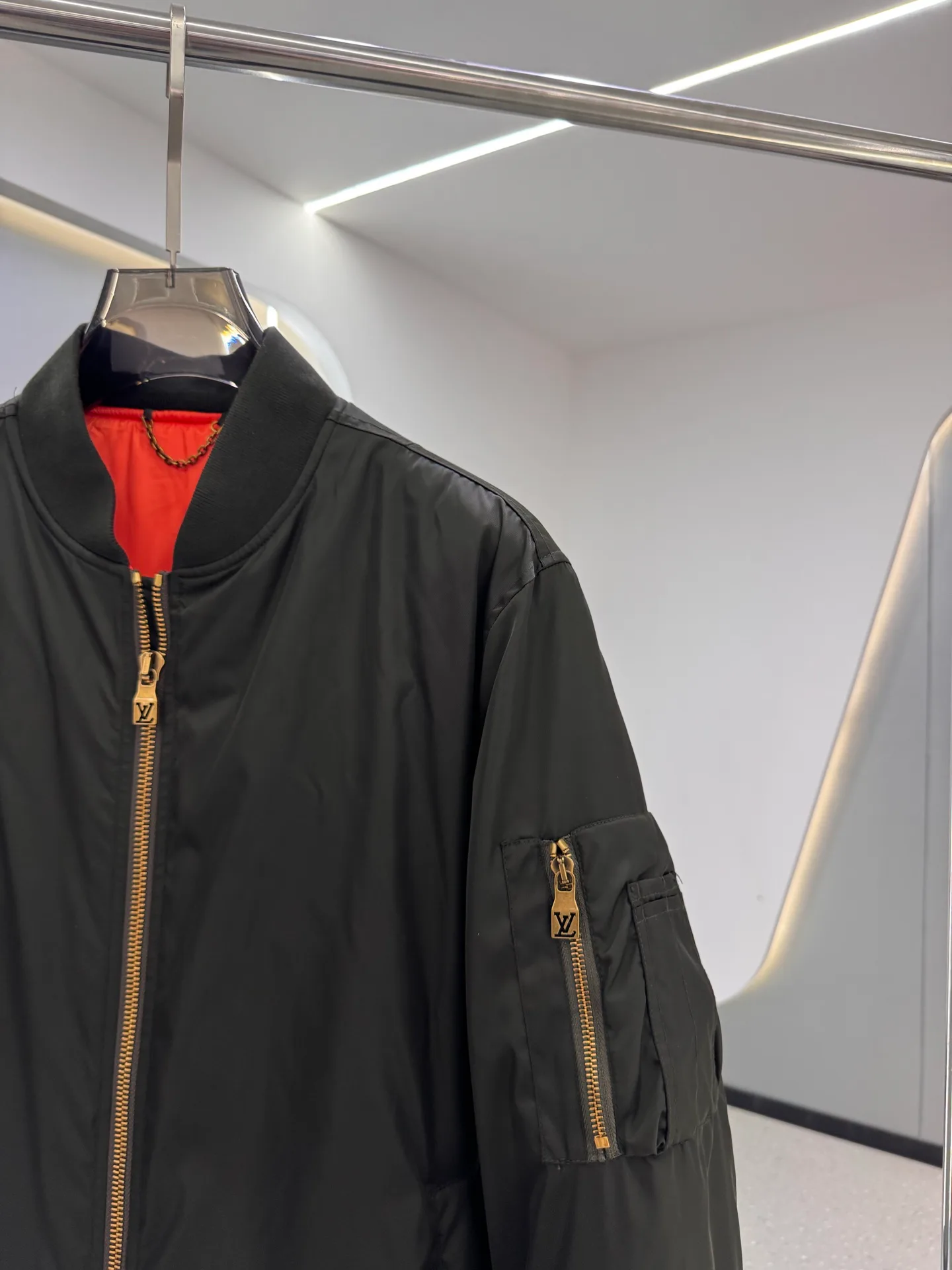 Куртки И Пуховики Мужские Louis Vuitton 1847989