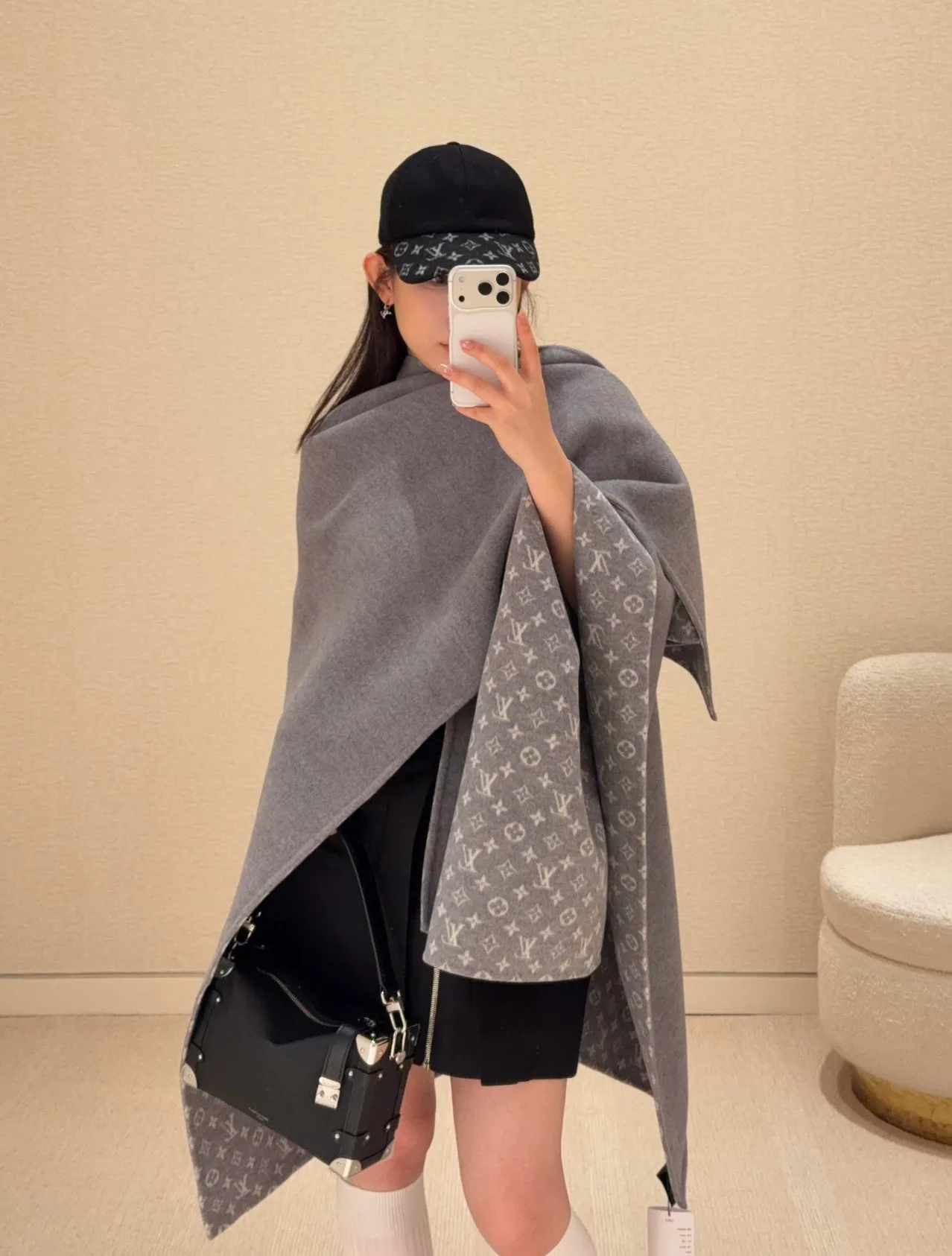Пальто Женские Louis Vuitton 19660334
