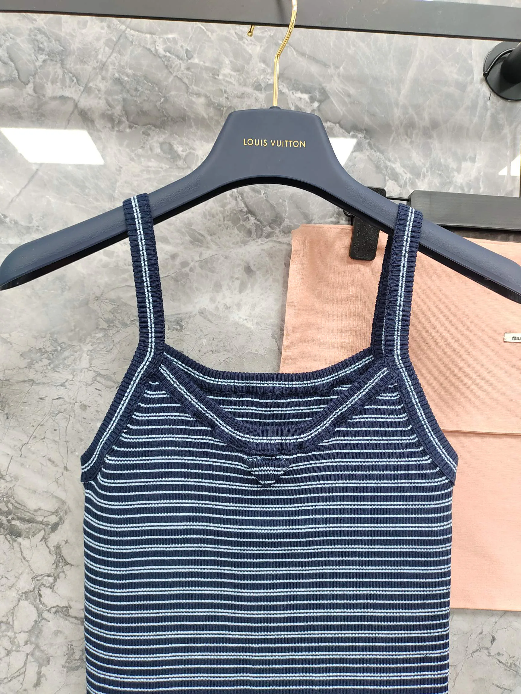 Топы Женские Prada 11601951