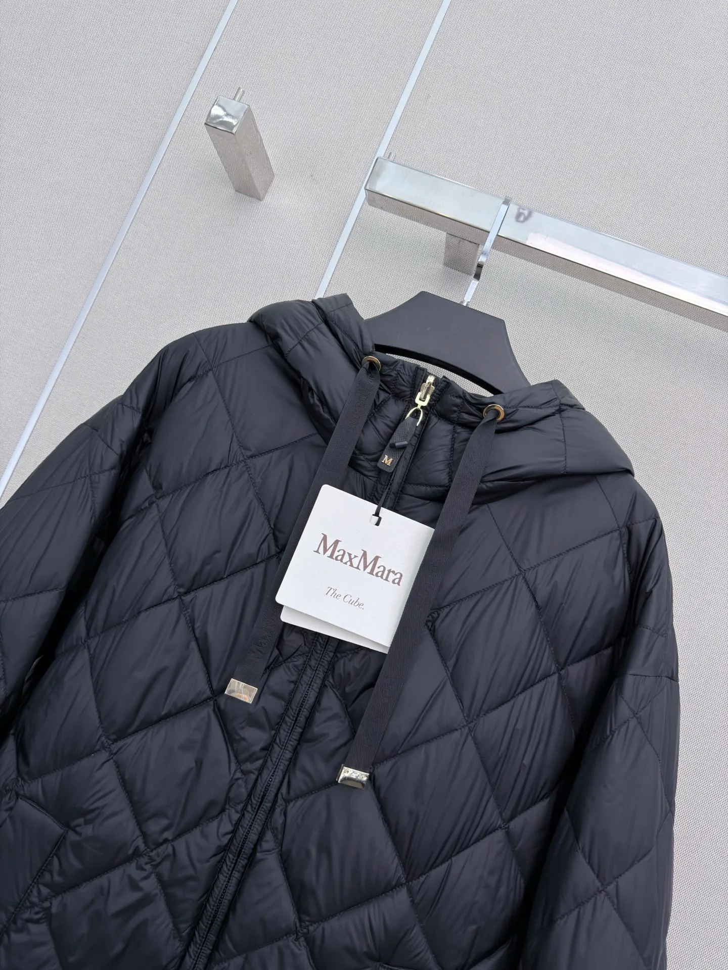 Куртки И Пуховики Женские Max Mara 18108352