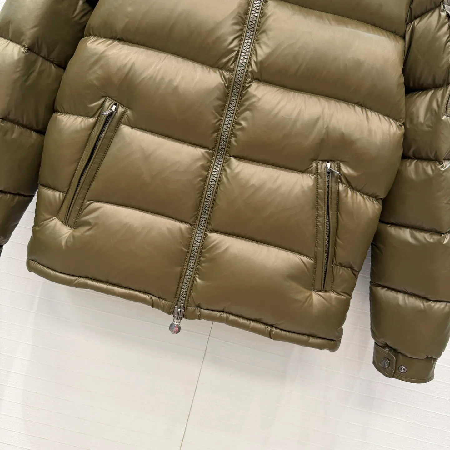 Куртки И Пуховики Женские Moncler 18184282
