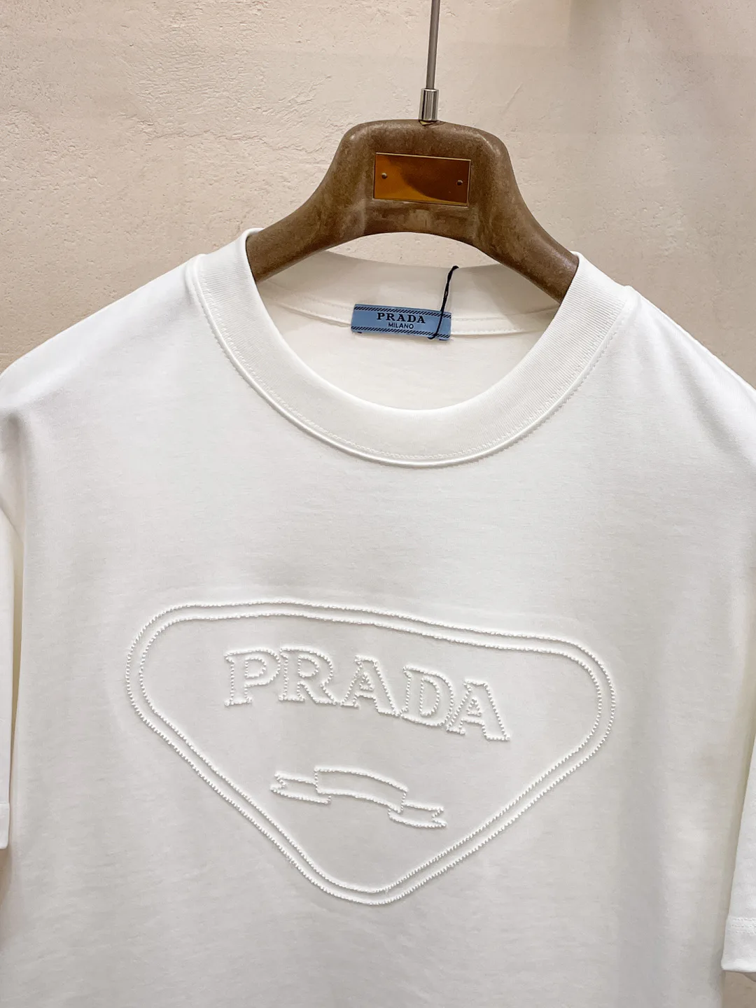Футболки Женские Prada 13230475