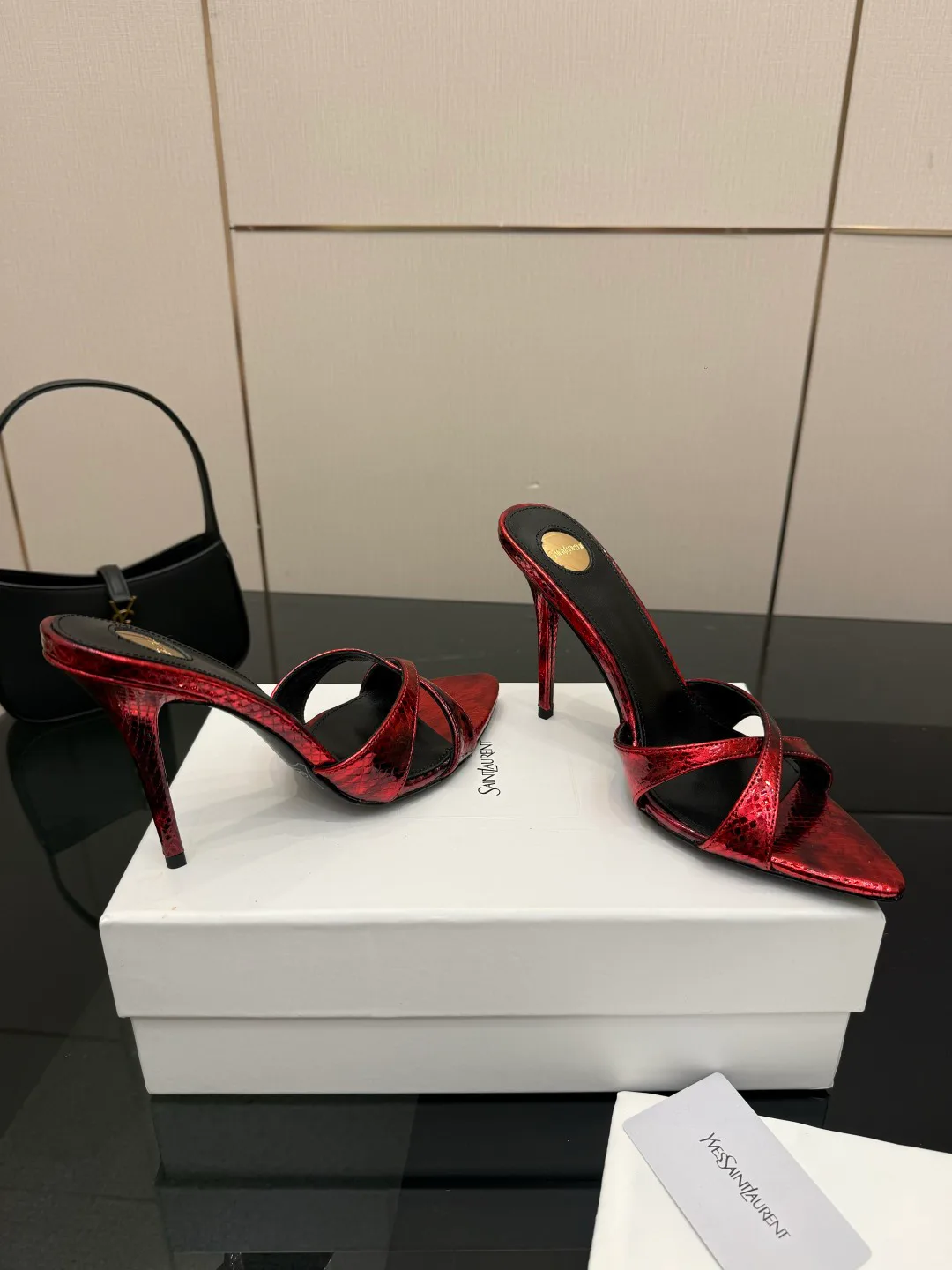 Босоножки Женские Saint Laurent 11409913