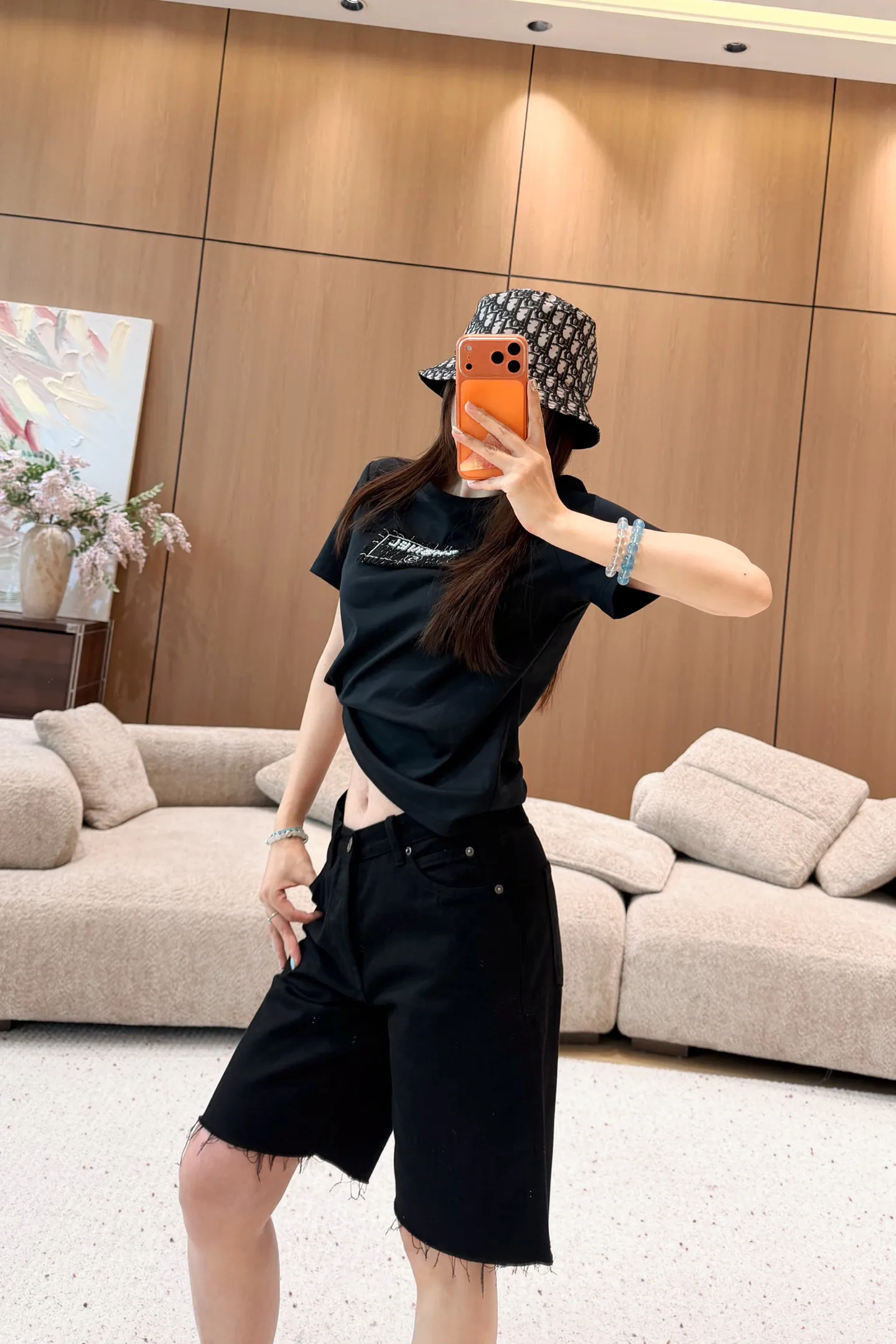 Шорты Женские Saint Laurent 12945591