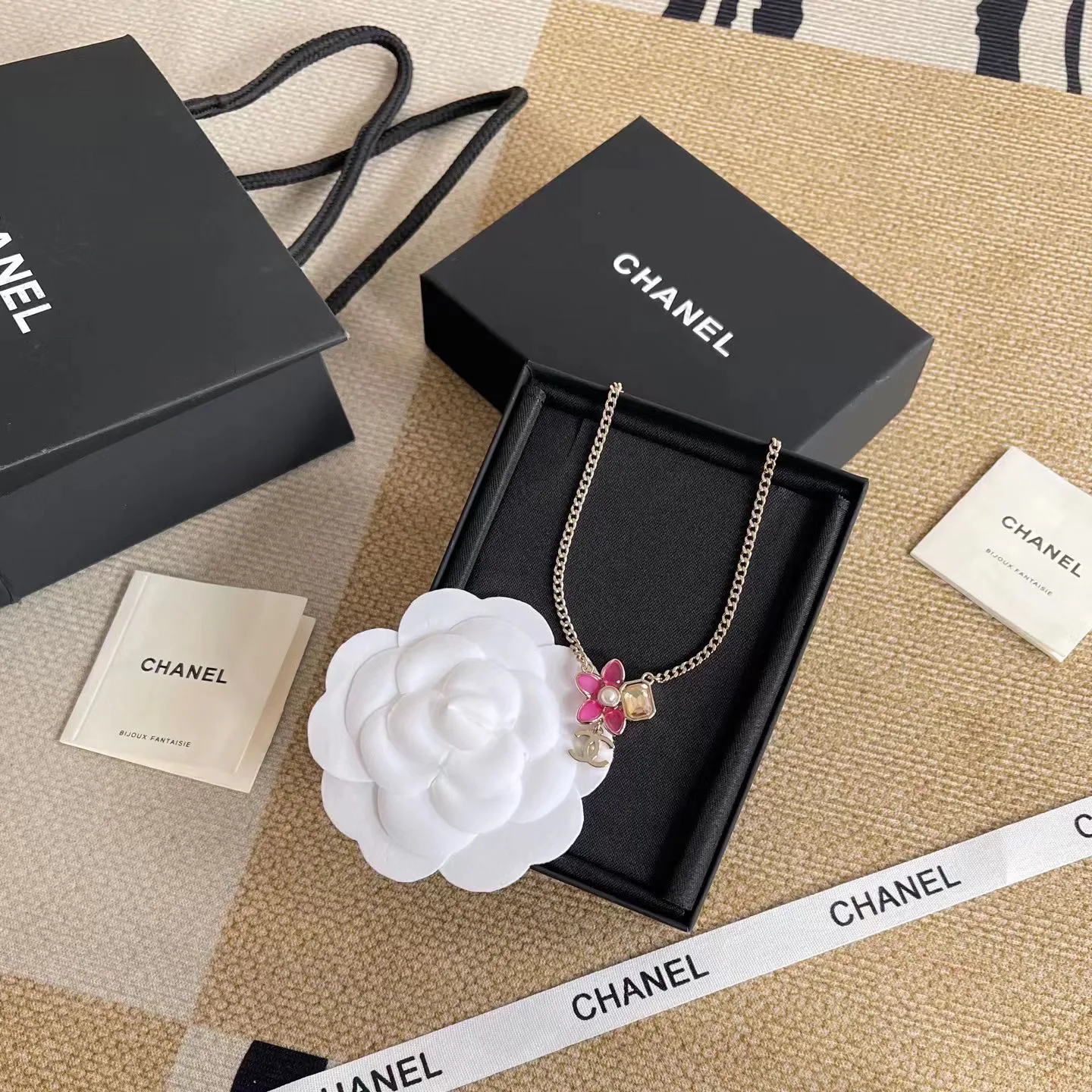 Бижутерия Chanel 1035357