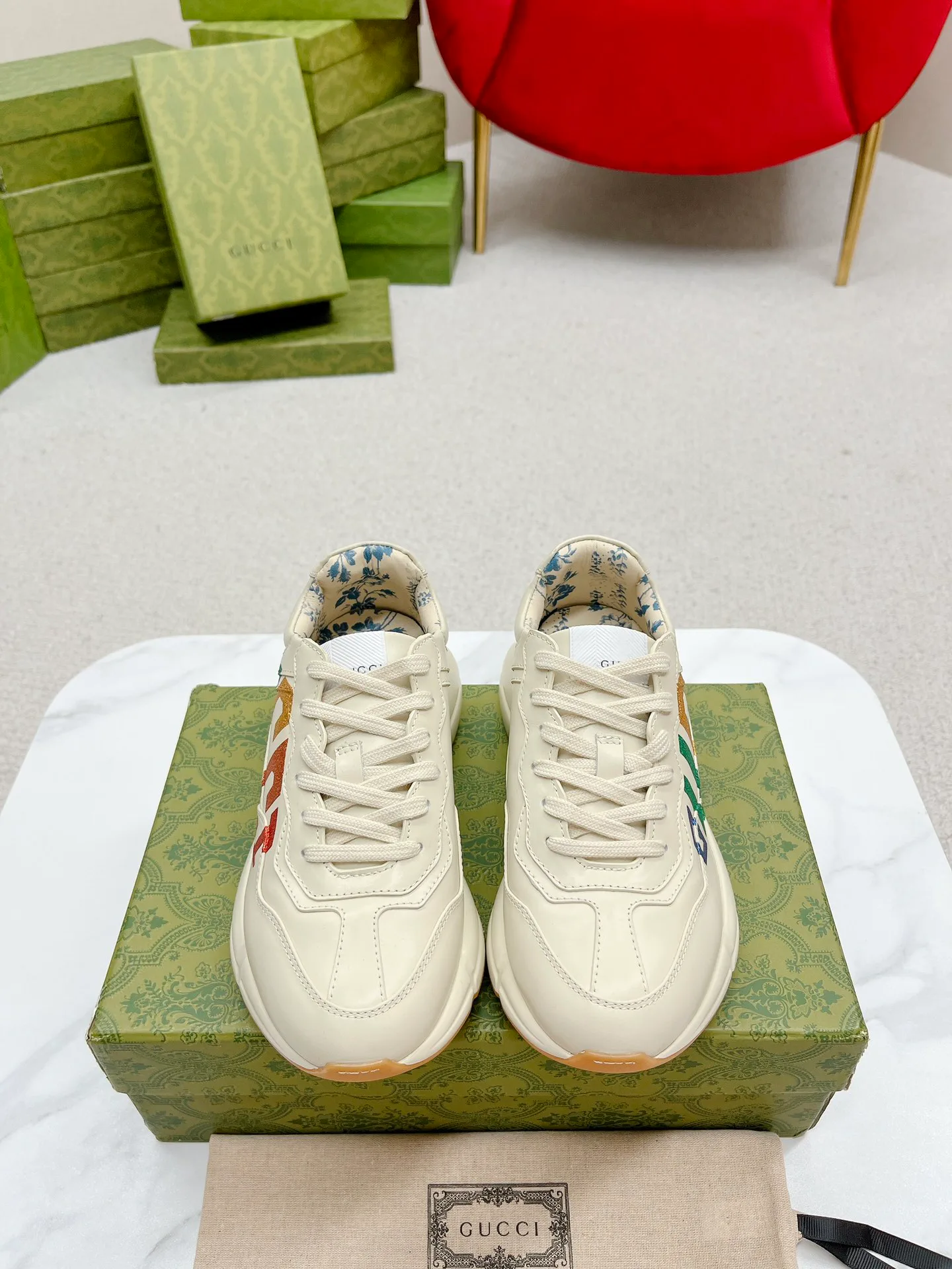 Кроссовки Женские Gucci 989685