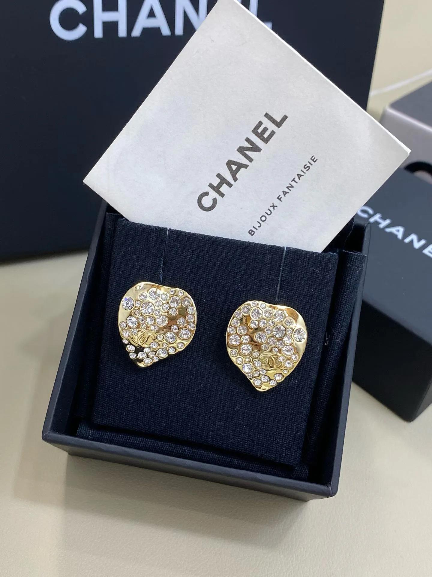 Бижутерия Chanel 18351208