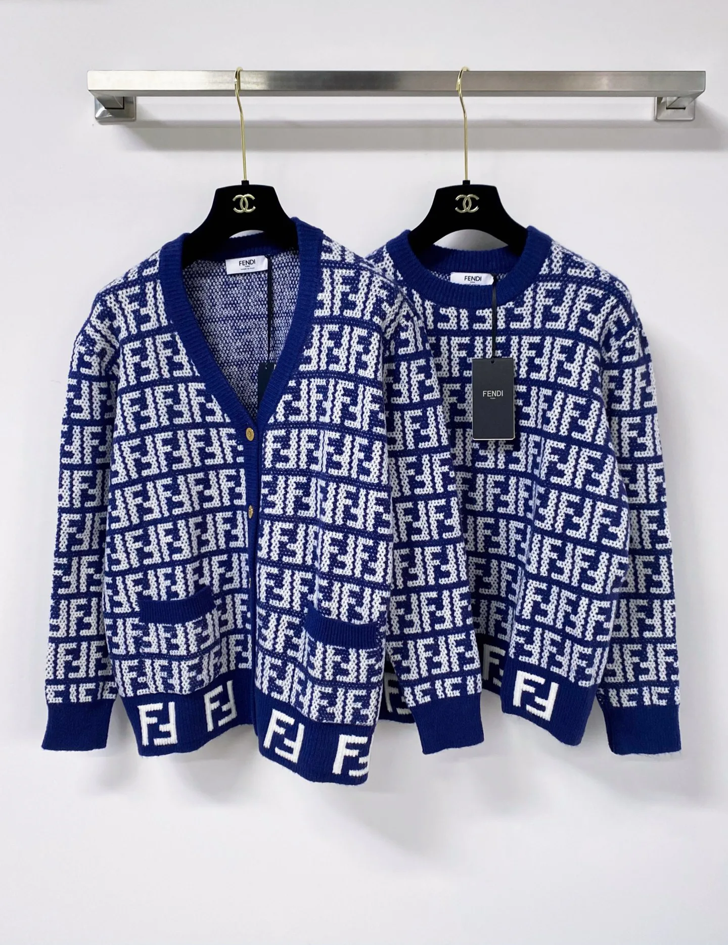 Джемперы И Свитеры Женские Fendi 18150714